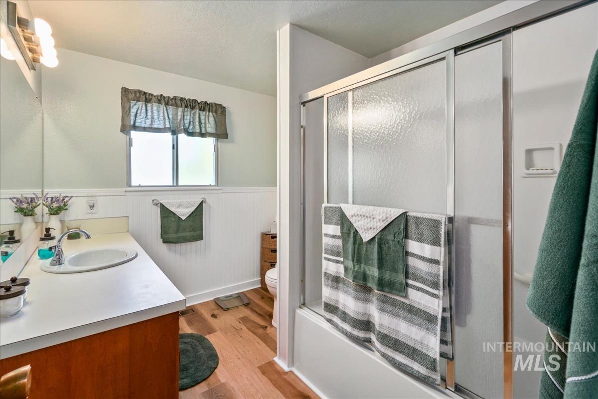 10730 W Hollandale Dr, Boise, Idaho 83709, 3 Bedrooms, 2 Bathrooms, Residential For Sale, Price $559,000,MLS 99000488