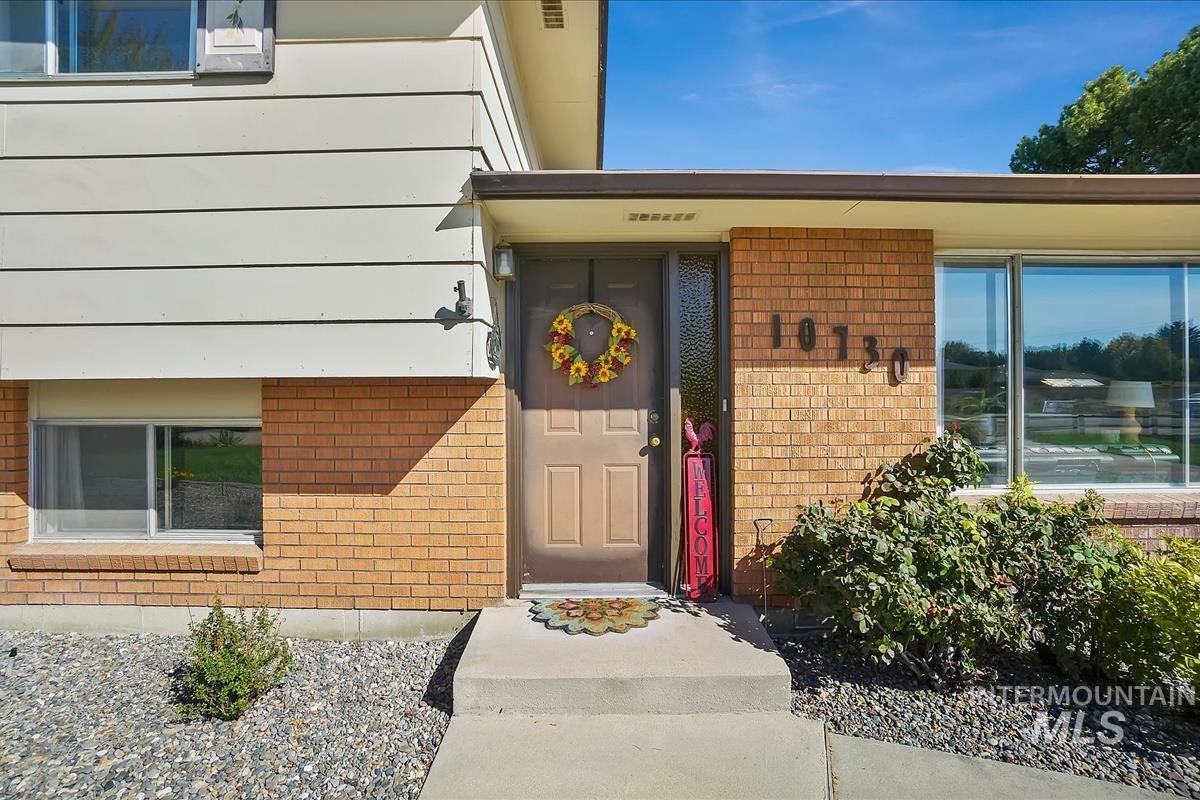 10730 W Hollandale Dr, Boise, Idaho 83709, 3 Bedrooms, 2 Bathrooms, Residential For Sale, Price $559,000,MLS 99000488