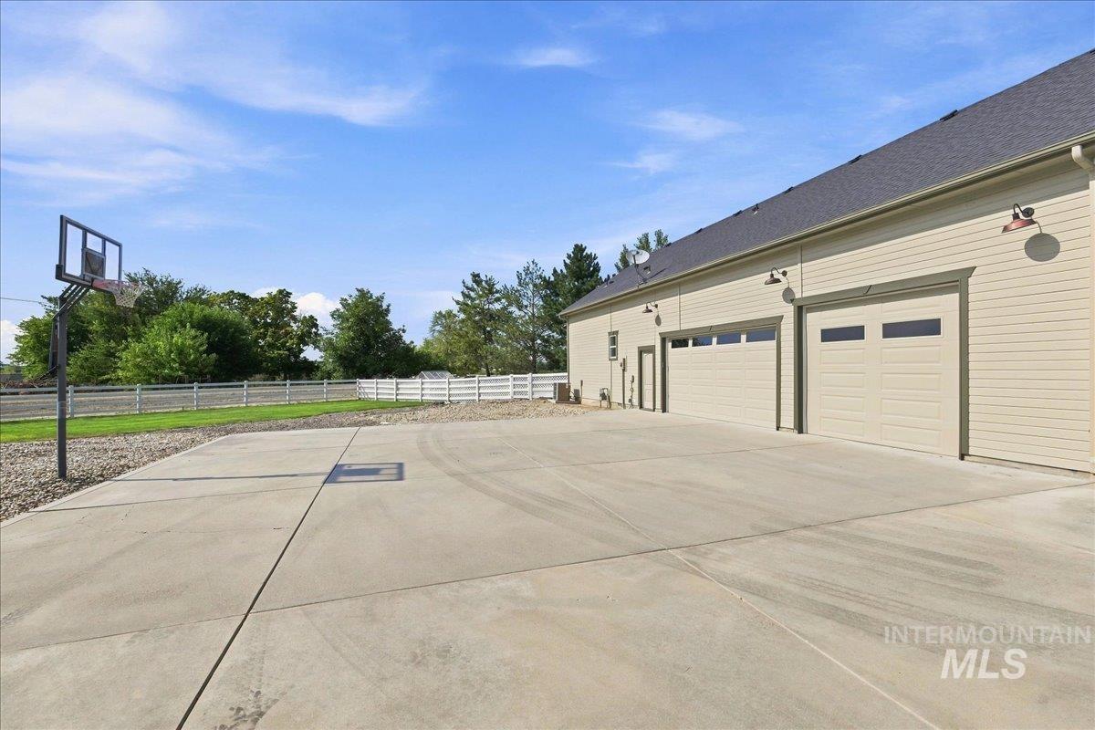 14469 Bighorn Dr, Nampa, Idaho 83651, 4 Bedrooms, 3 Bathrooms, Residential For Sale, Price $799,995,MLS 99000490