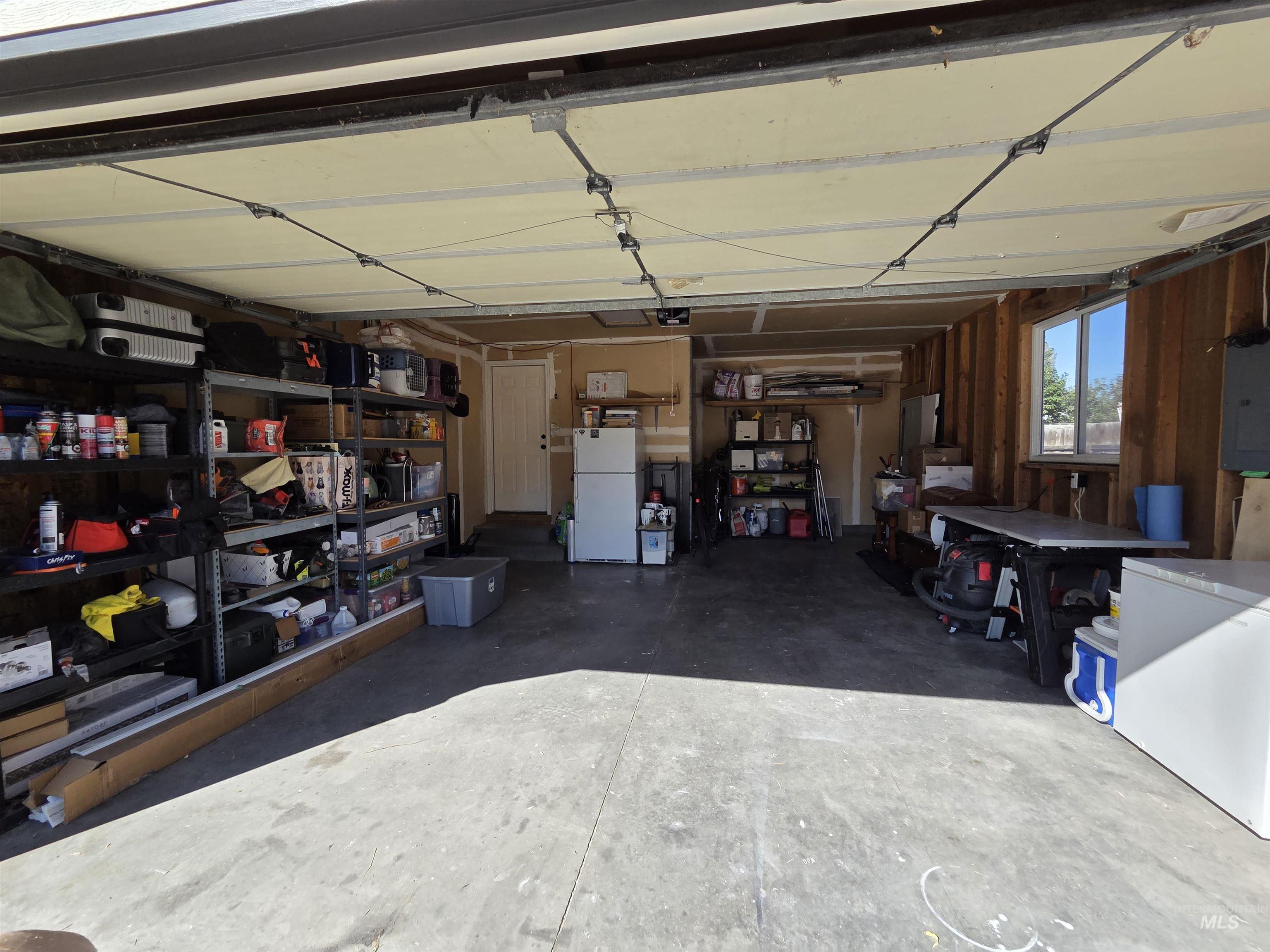 1455 N Haskett, Mountain Home, Idaho 83647, 3 Bedrooms, 2 Bathrooms, Residential For Sale, Price $334,900,MLS 99000563