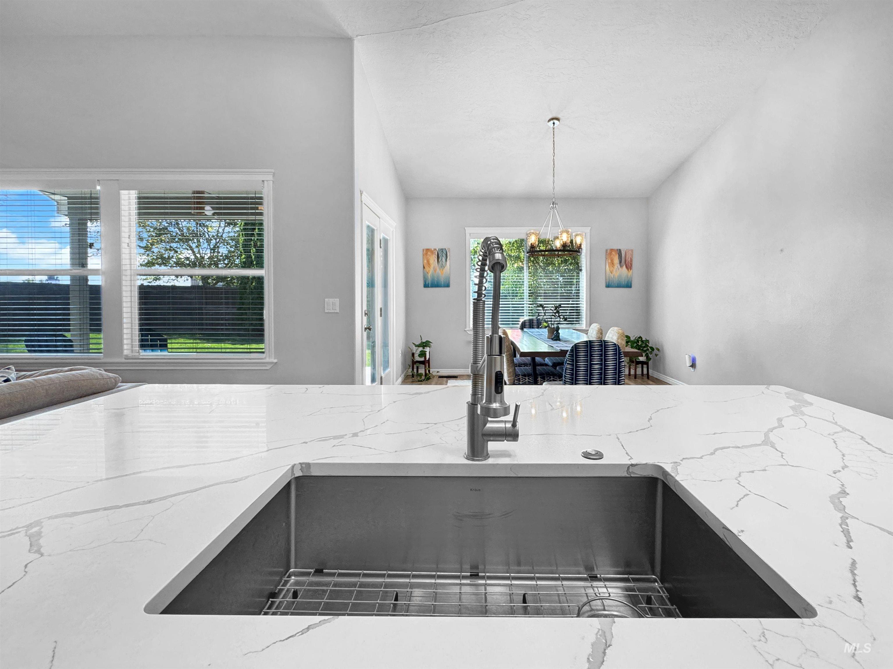5495 N Fox Run Way, Meridian, Idaho 83646, 5 Bedrooms, 3 Bathrooms, Residential For Sale, Price $684,999,MLS 99000578