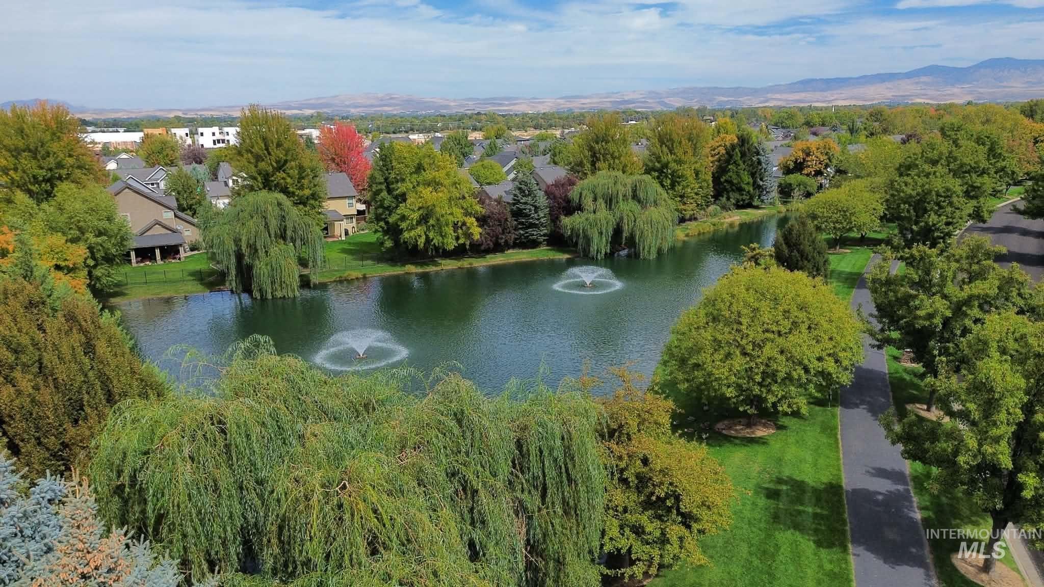 5495 N Fox Run Way, Meridian, Idaho 83646, 5 Bedrooms, 3 Bathrooms, Residential For Sale, Price $684,999,MLS 99000578