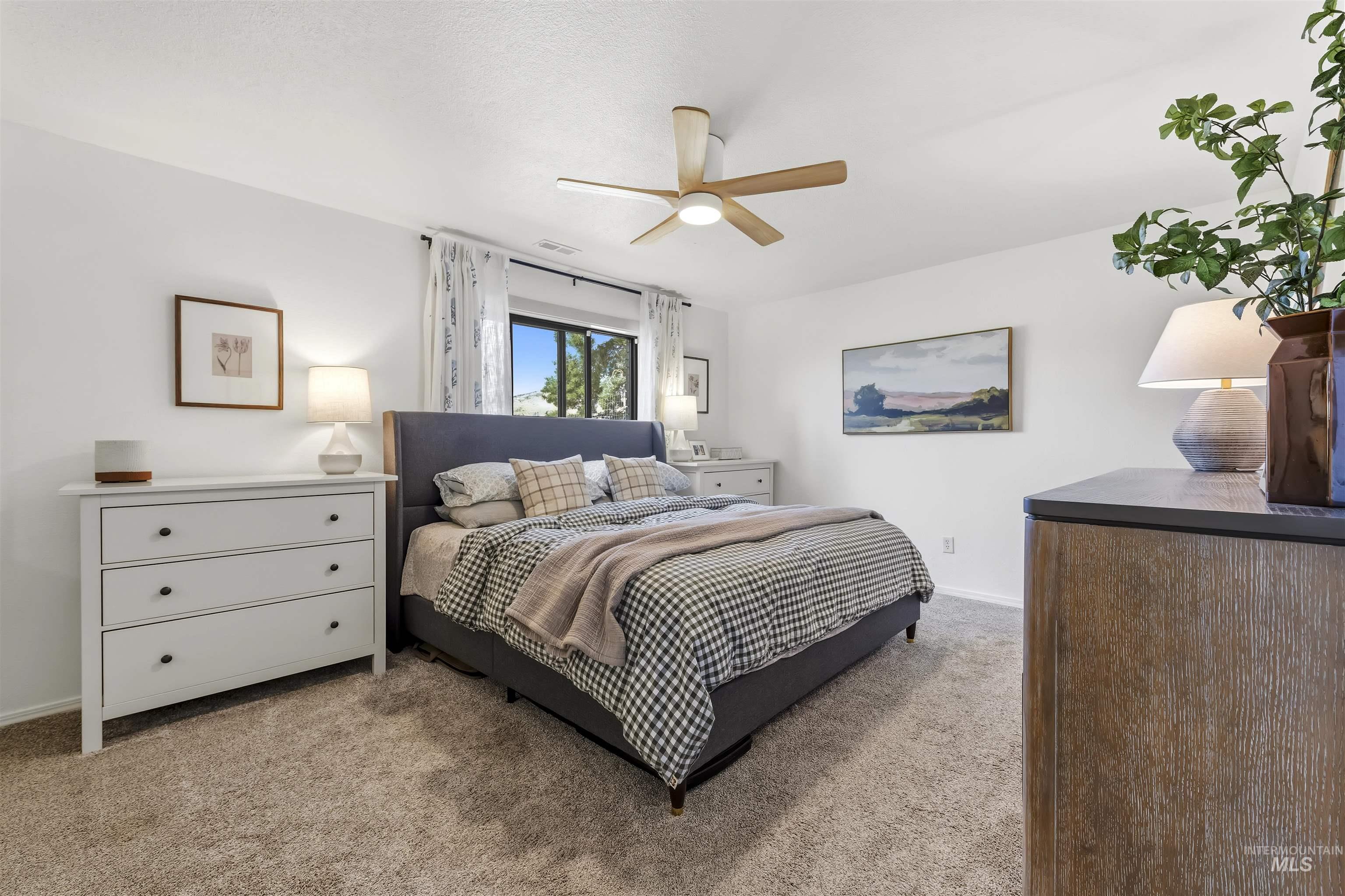 2700 N Plaza Rd, Emmett, Idaho 83617, 3 Bedrooms, 2.5 Bathrooms, Residential For Sale, Price $1,049,995,MLS 99000588