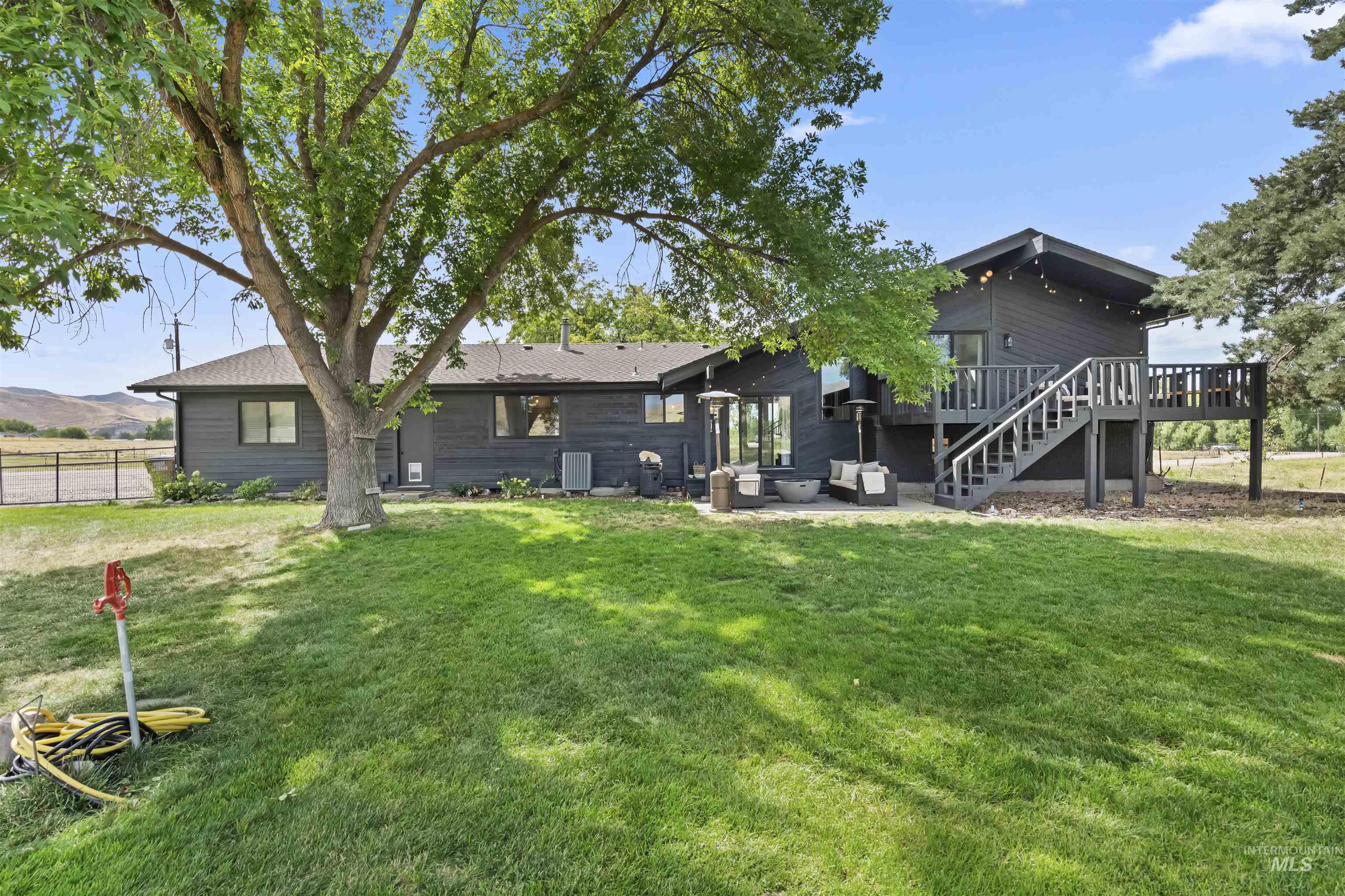 2700 N Plaza Rd, Emmett, Idaho 83617, 3 Bedrooms, 2.5 Bathrooms, Residential For Sale, Price $1,049,995,MLS 99000588