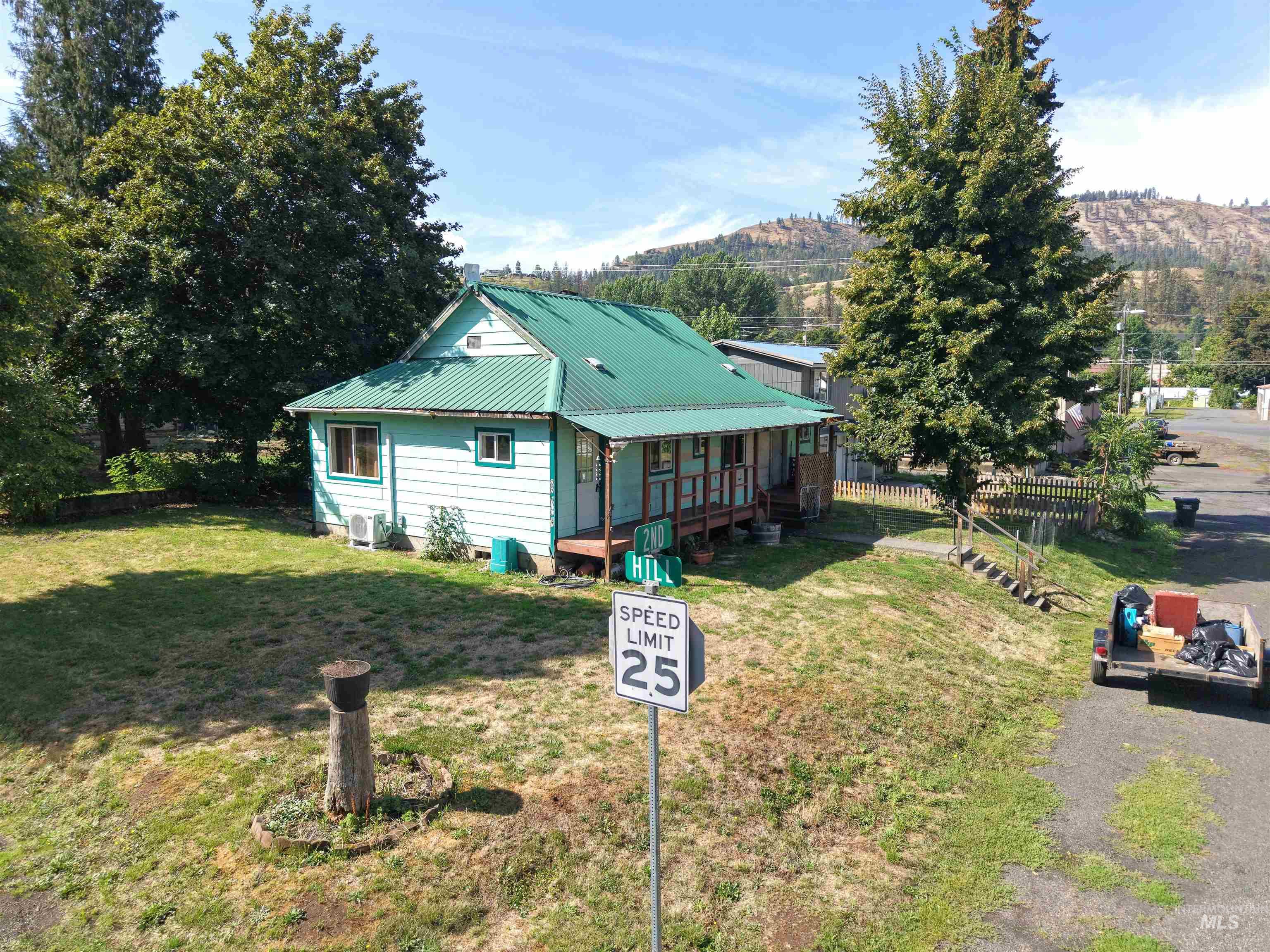 202 Hill St, Kamiah, Idaho 83856, 2 Bedrooms, 1 Bathroom, Residential For Sale, Price $175,000, 99000599
