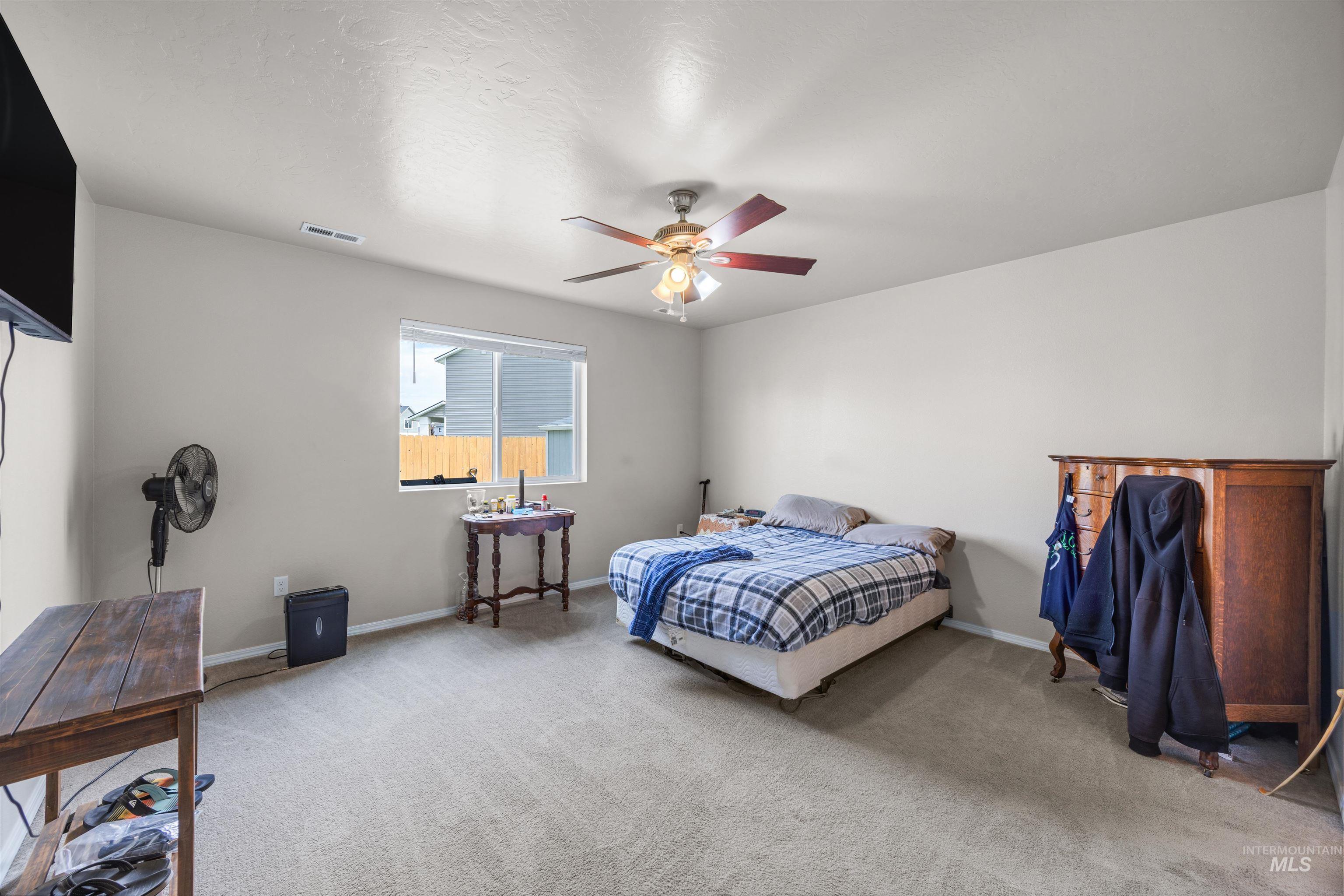 5515 Barkley Way, Caldwell, Idaho 83607, 4 Bedrooms, 2 Bathrooms, Residential For Sale, Price $424,968,MLS 99000670