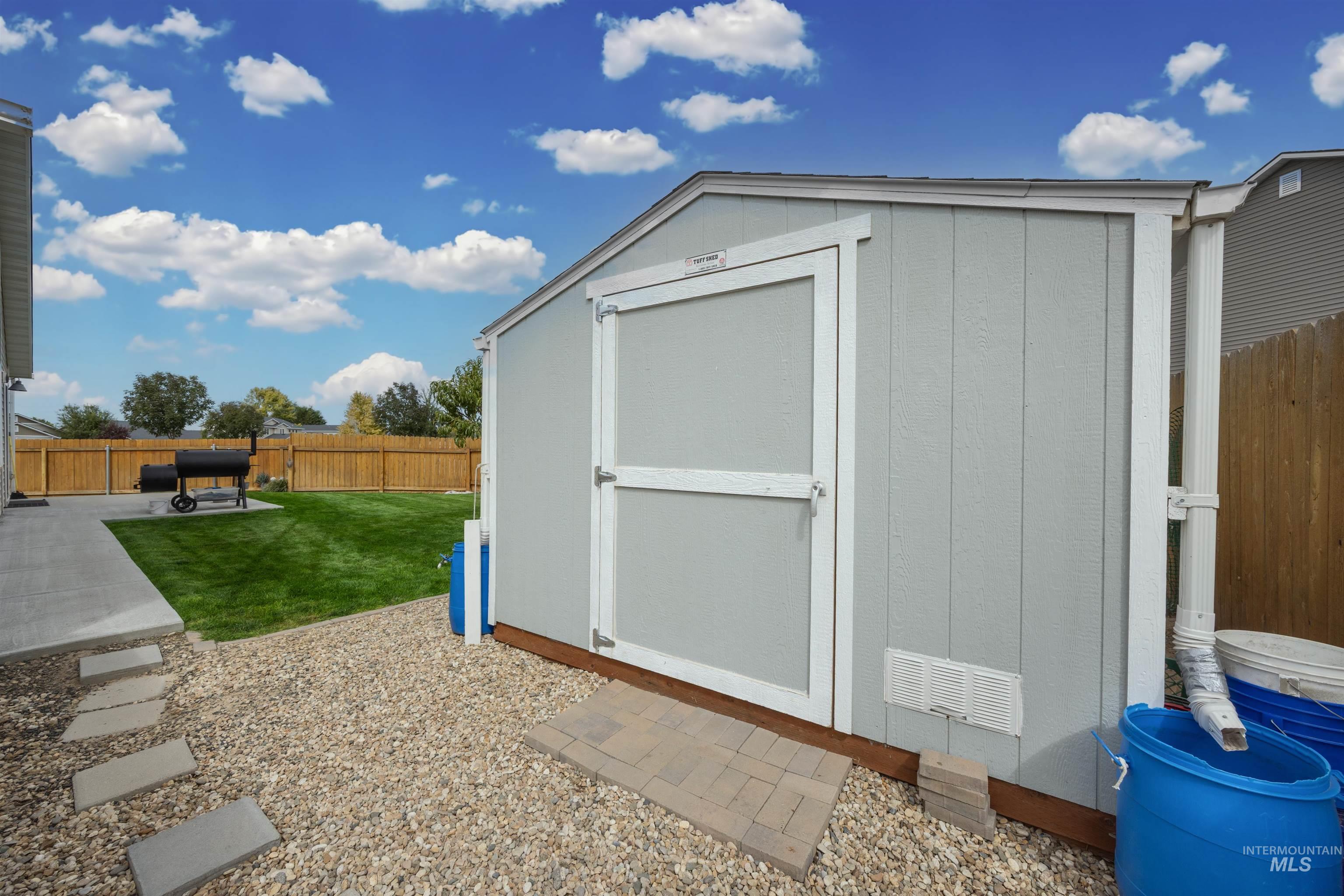 5515 Barkley Way, Caldwell, Idaho 83607, 4 Bedrooms, 2 Bathrooms, Residential For Sale, Price $424,968,MLS 99000670