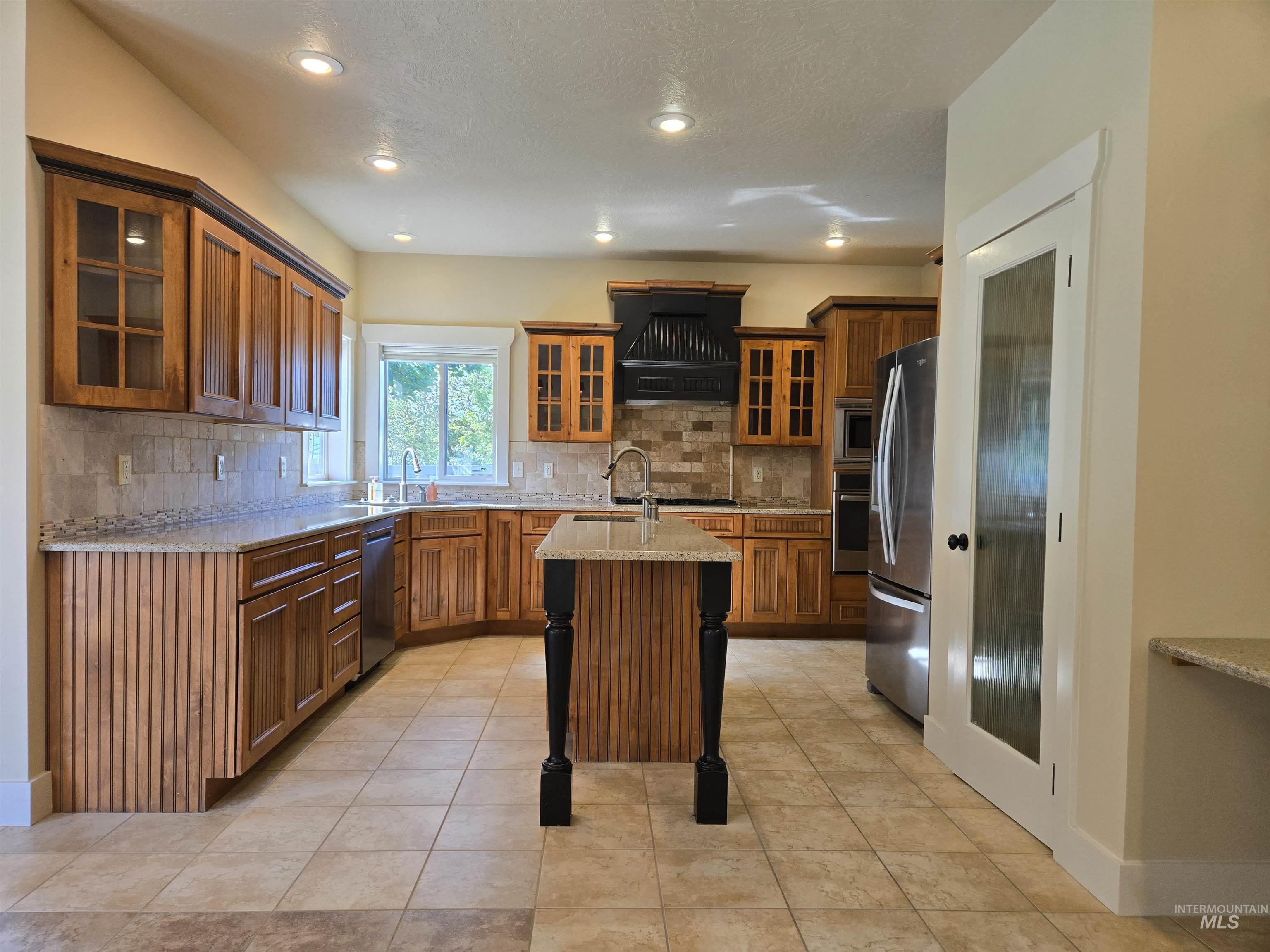 296 Sycamore St, Fruitland, Idaho 83619, 4 Bedrooms, 2.5 Bathrooms, Residential For Sale, Price $575,000,MLS 99000675