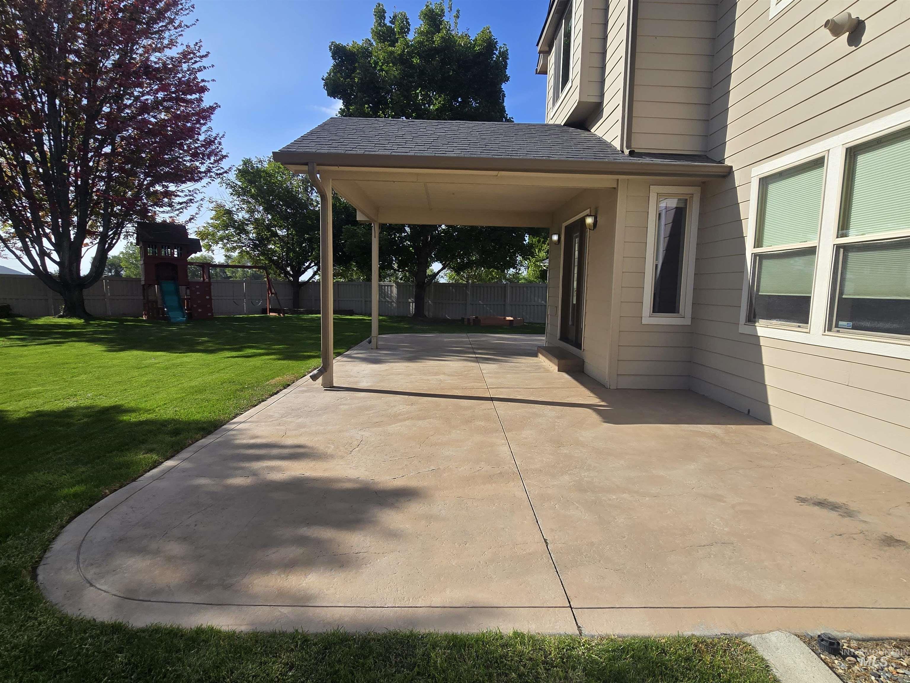 296 Sycamore St, Fruitland, Idaho 83619, 4 Bedrooms, 2.5 Bathrooms, Residential For Sale, Price $575,000,MLS 99000675