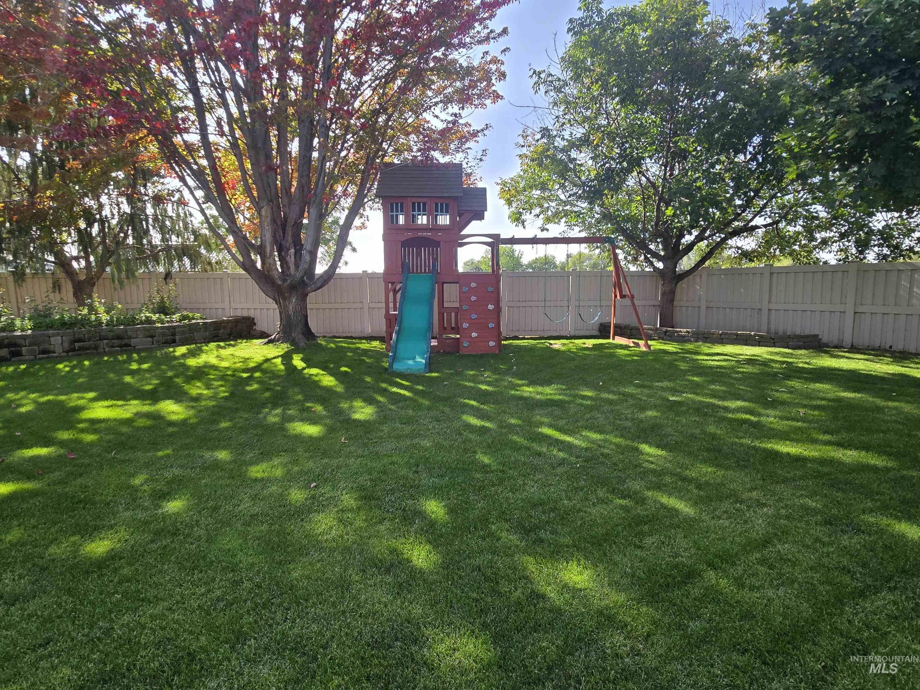 296 Sycamore St, Fruitland, Idaho 83619, 4 Bedrooms, 2.5 Bathrooms, Residential For Sale, Price $575,000,MLS 99000675