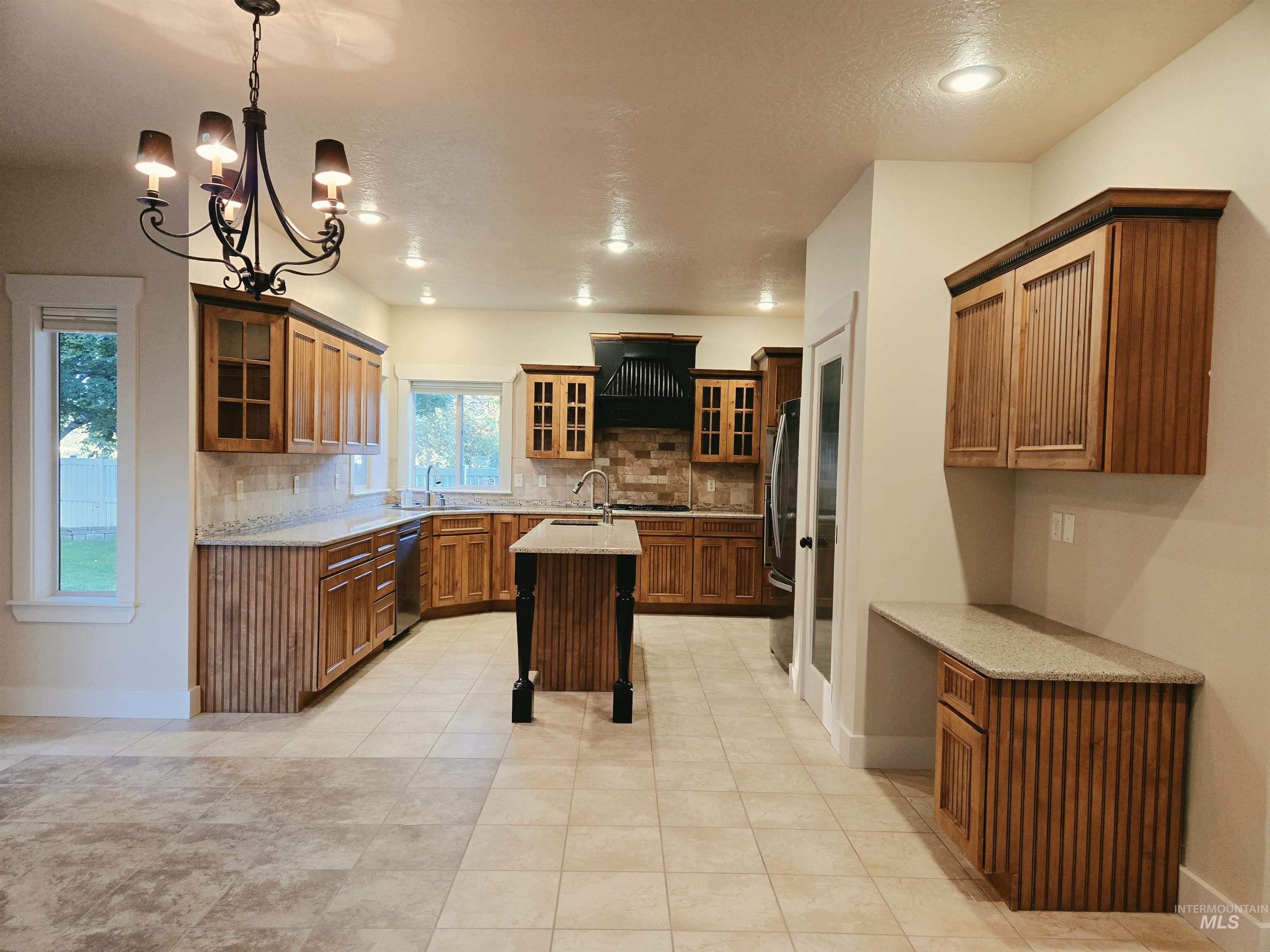 296 Sycamore St, Fruitland, Idaho 83619, 4 Bedrooms, 2.5 Bathrooms, Residential For Sale, Price $575,000,MLS 99000675