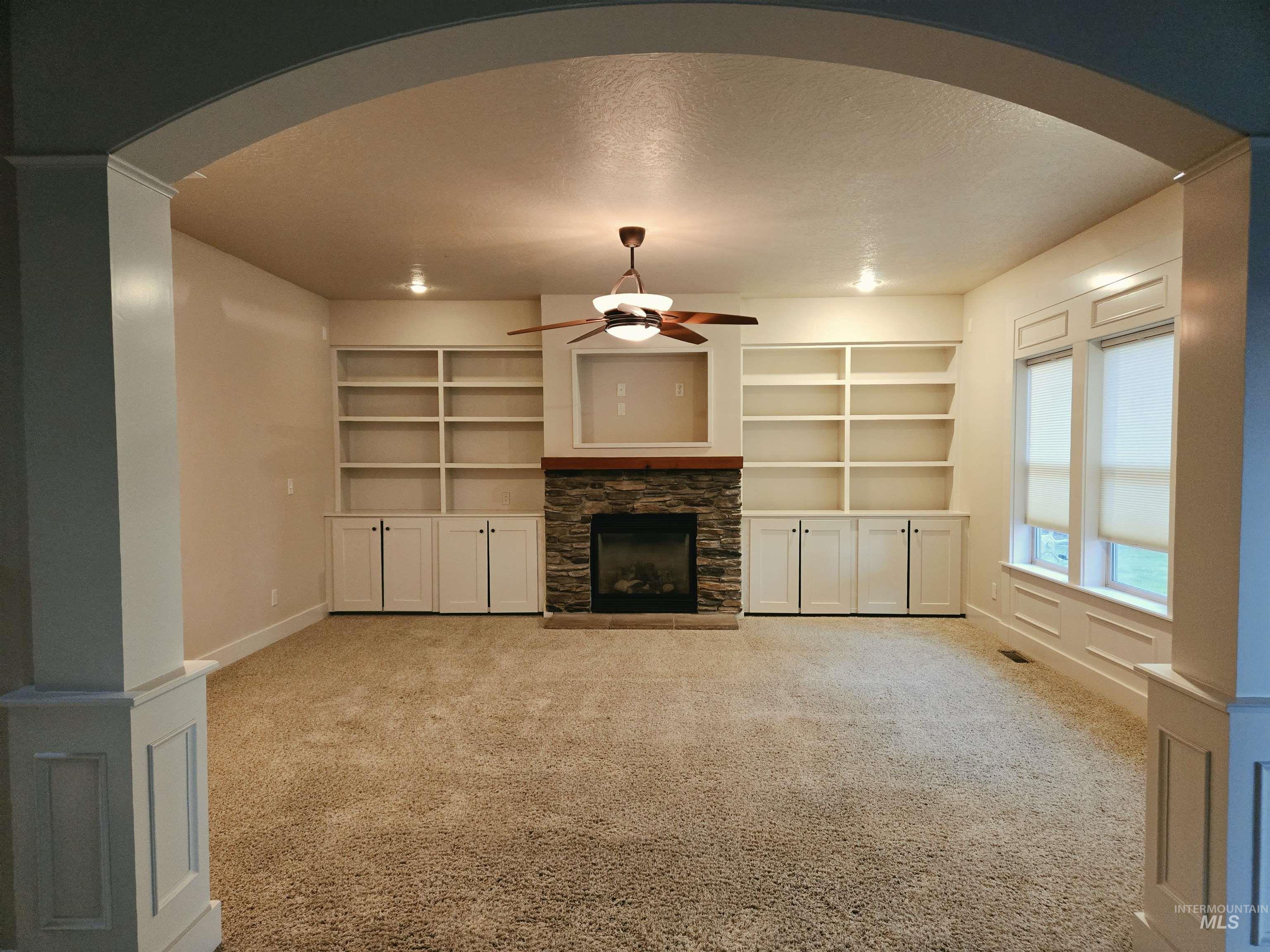 296 Sycamore St, Fruitland, Idaho 83619, 4 Bedrooms, 2.5 Bathrooms, Residential For Sale, Price $575,000,MLS 99000675