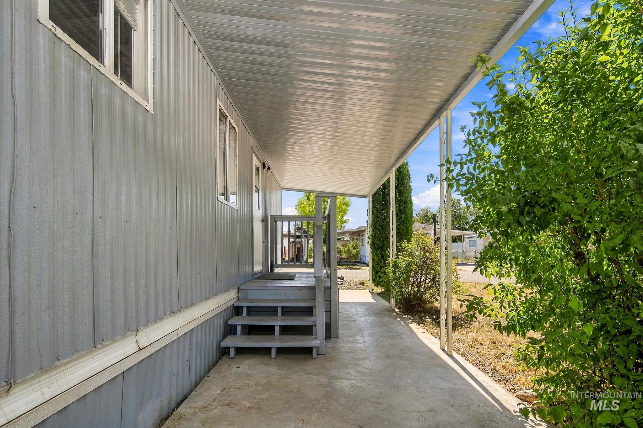 10710 W Ardyce Ln, Boise, Idaho 83713, 2 Bedrooms, 1 Bathroom, Residential For Sale, Price $62,500,MLS 99000676