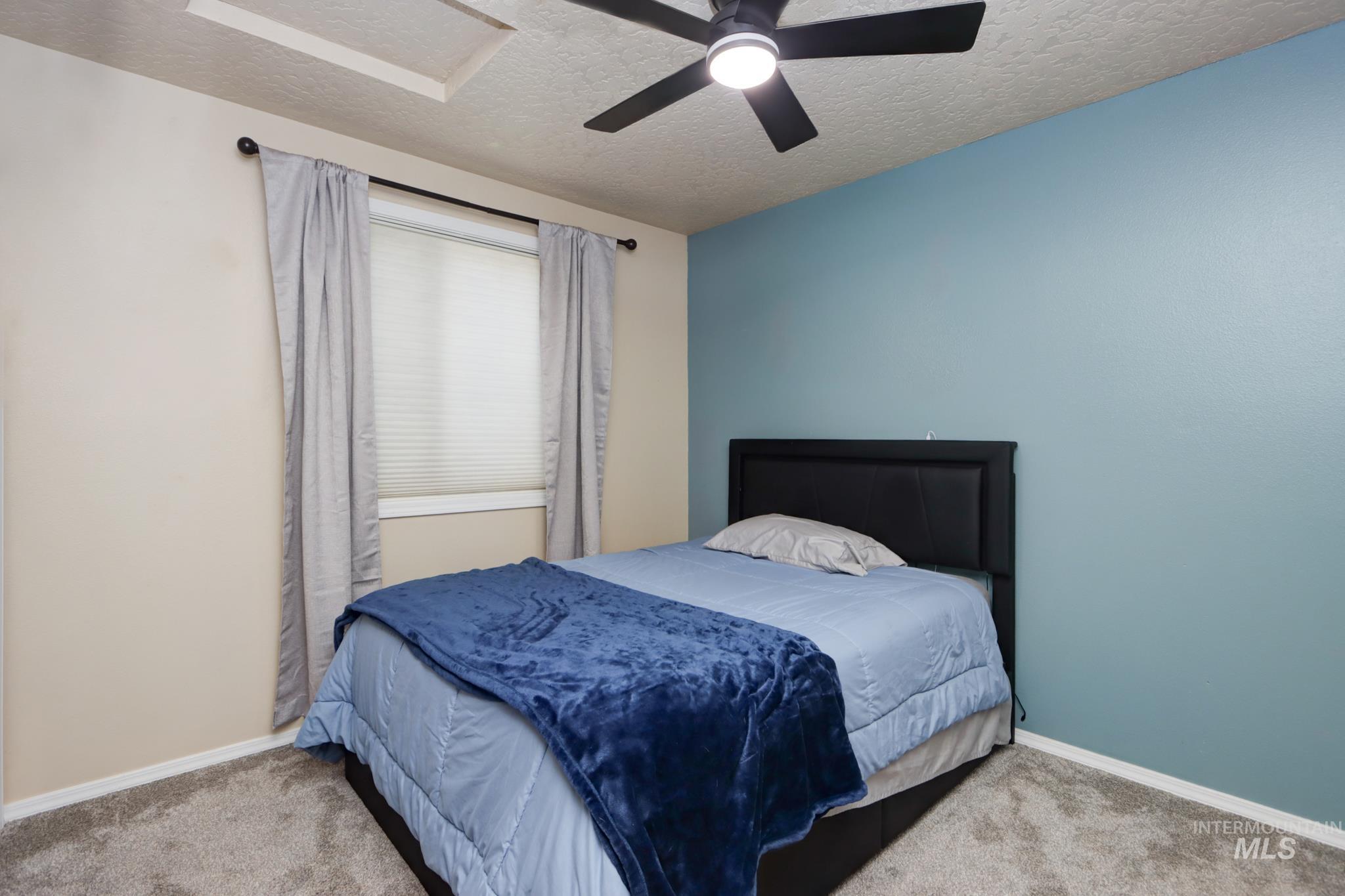 985 W Greenhead St, Meridian, Idaho 83642, 4 Bedrooms, 2 Bathrooms, Residential For Sale, Price $450,000,MLS 99000679