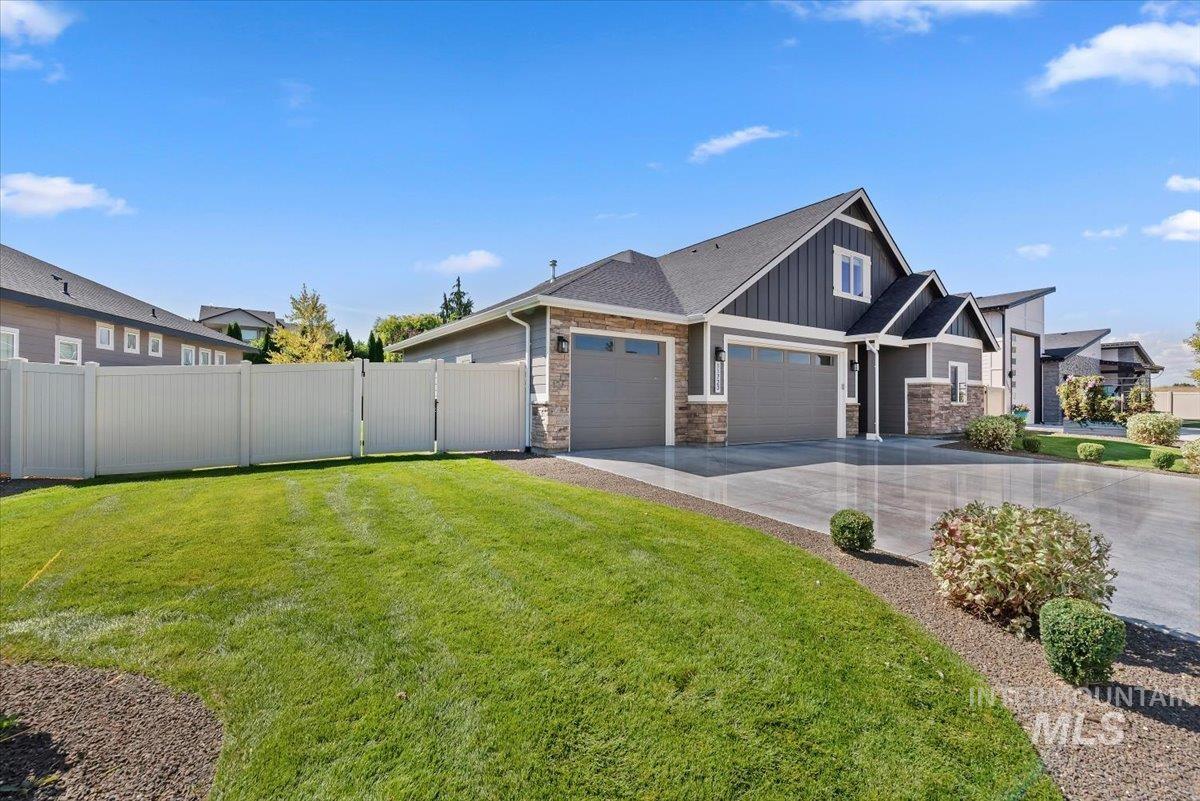 11723 W Rana Dr., Nampa, Idaho 83686, 4 Bedrooms, 3 Bathrooms, Residential For Sale, Price $699,900,MLS 99000690