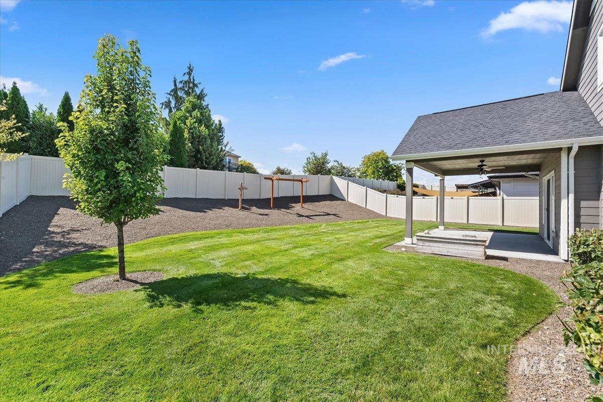 11723 W Rana Dr., Nampa, Idaho 83686, 4 Bedrooms, 3 Bathrooms, Residential For Sale, Price $699,900,MLS 99000690