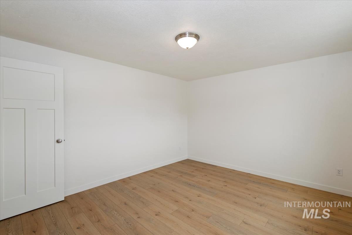 208 Young Ave., Nampa, Idaho 83651, 3 Bedrooms, 1 Bathroom, Residential For Sale, Price $329,900, 99000691