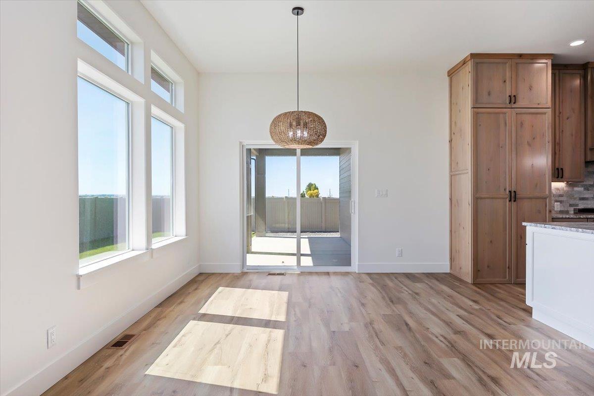 563 Moonstone Rd, Kimberly, Idaho 83341, 4 Bedrooms, 2.5 Bathrooms, Residential For Sale, Price $549,000,MLS 99000693