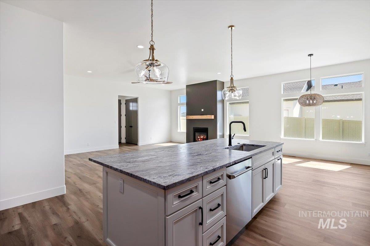 563 Moonstone Rd, Kimberly, Idaho 83341, 4 Bedrooms, 2.5 Bathrooms, Residential For Sale, Price $549,000,MLS 99000693