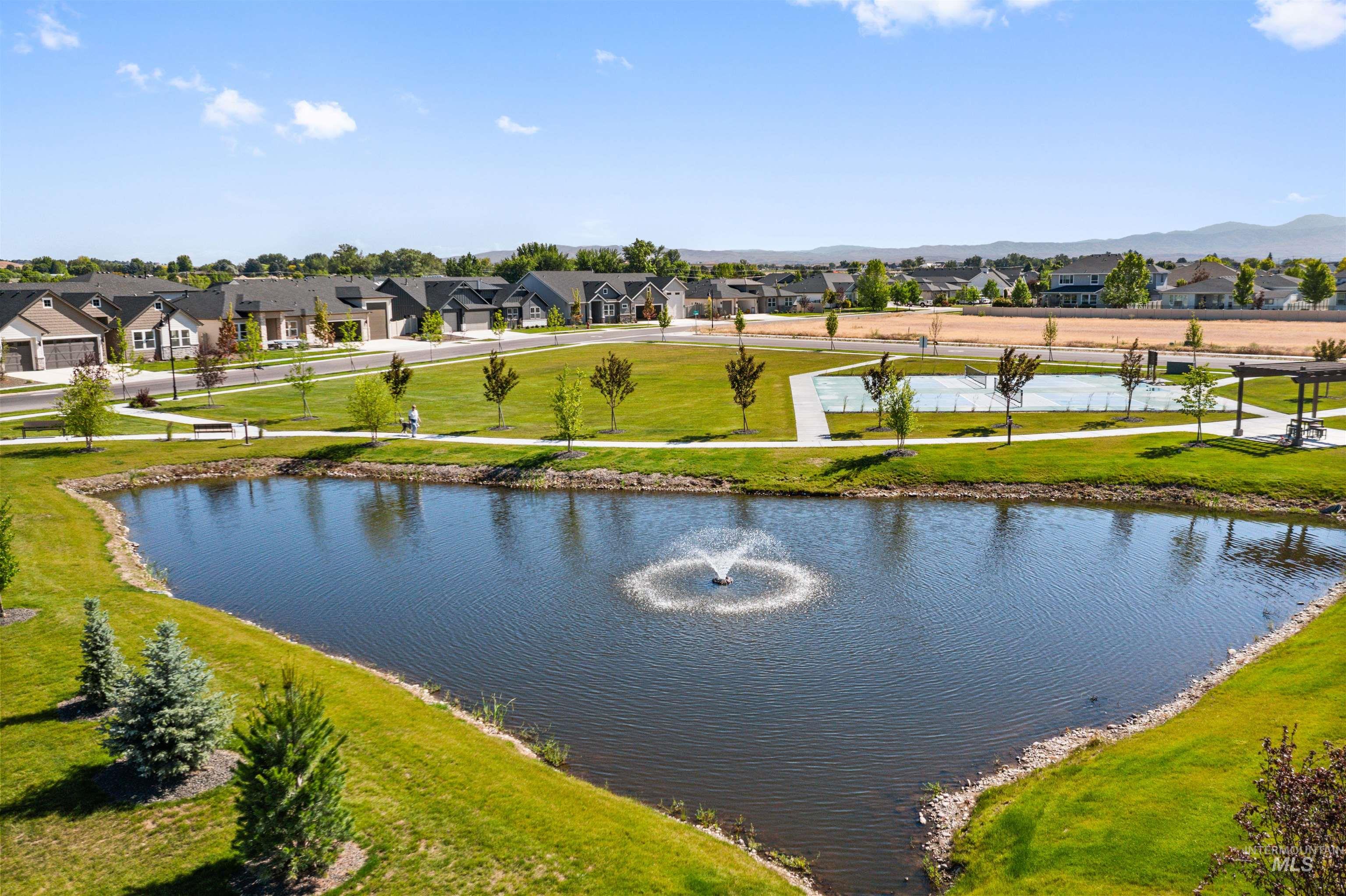 10455 W Mizzle Dr, Star, Idaho 83669, 3 Bedrooms, 3 Bathrooms, Residential For Sale, Price $749,900,MLS 99000694