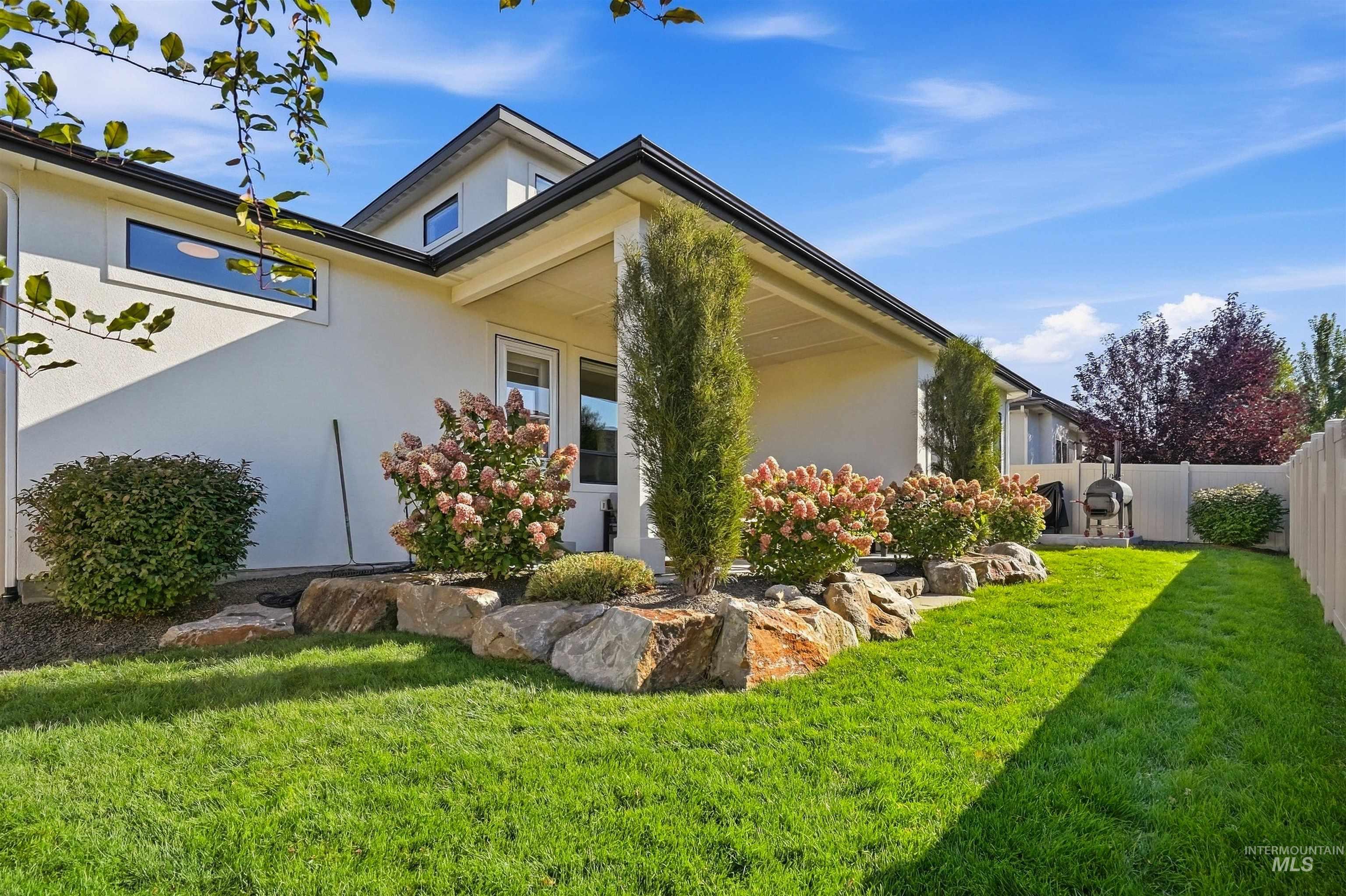 2660 N Penny Lake, Star, Idaho 83669, 4 Bedrooms, 3.5 Bathrooms, Residential For Sale, Price $960,000,MLS 99000695