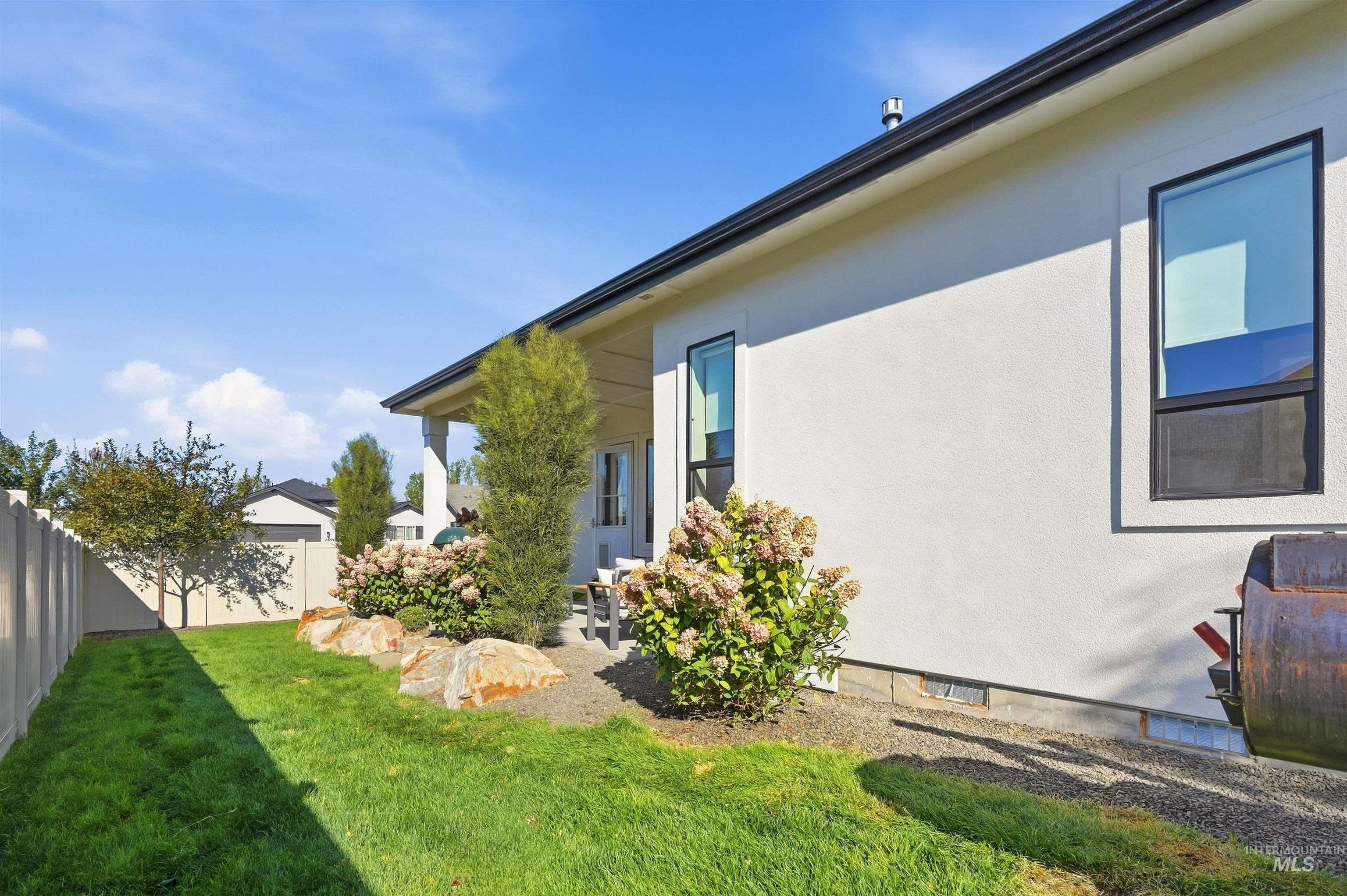 2660 N Penny Lake, Star, Idaho 83669, 4 Bedrooms, 3.5 Bathrooms, Residential For Sale, Price $960,000,MLS 99000695