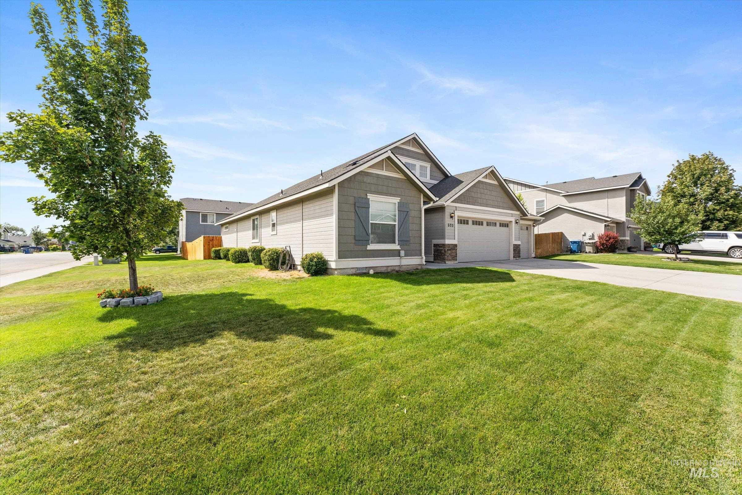 605 SW Panner, Mountain Home, Idaho 83647, 3 Bedrooms, 2 Bathrooms, Residential For Sale, Price $398,000, 99000696