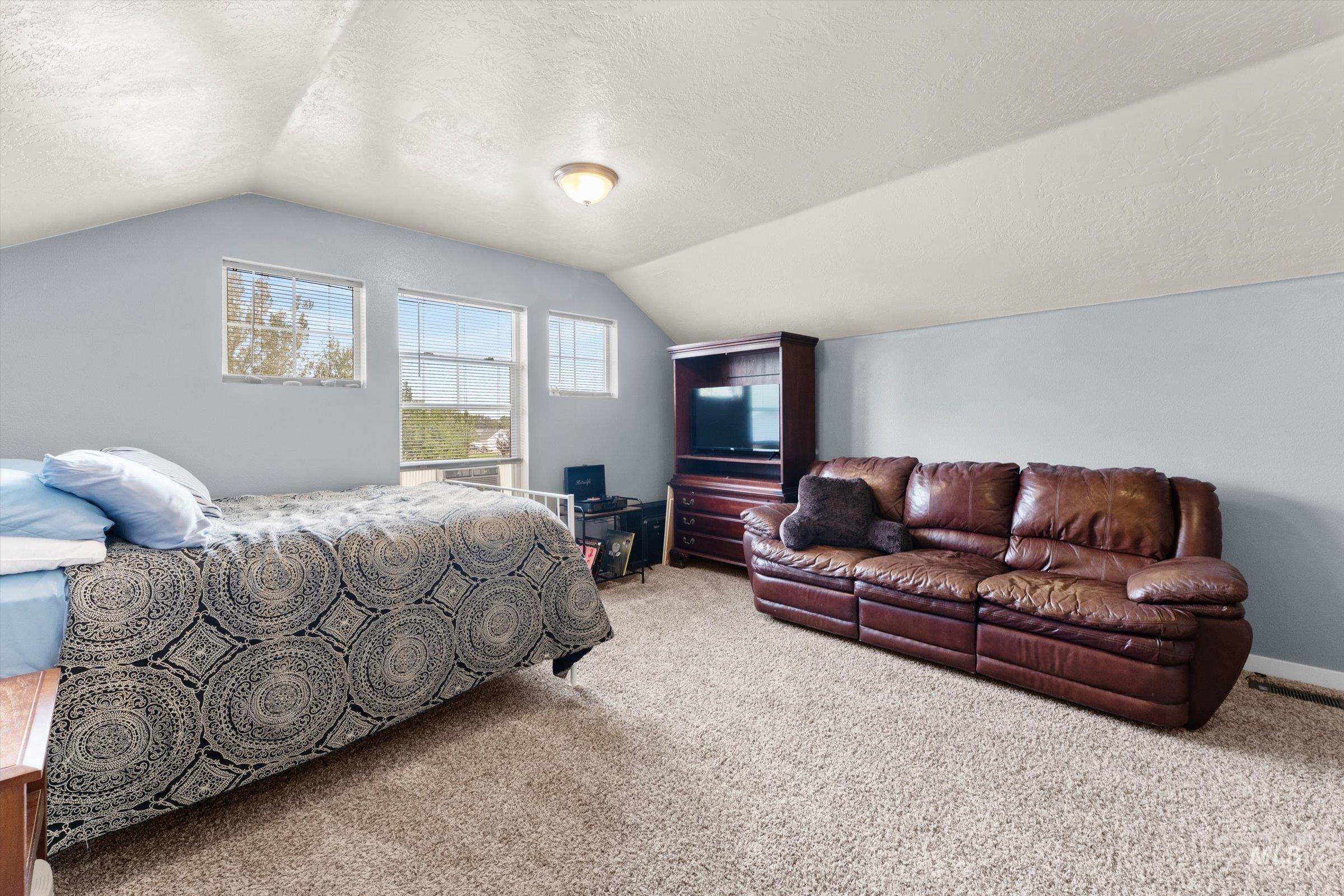 605 SW Panner, Mountain Home, Idaho 83647, 3 Bedrooms, 2 Bathrooms, Residential For Sale, Price $398,000, 99000696