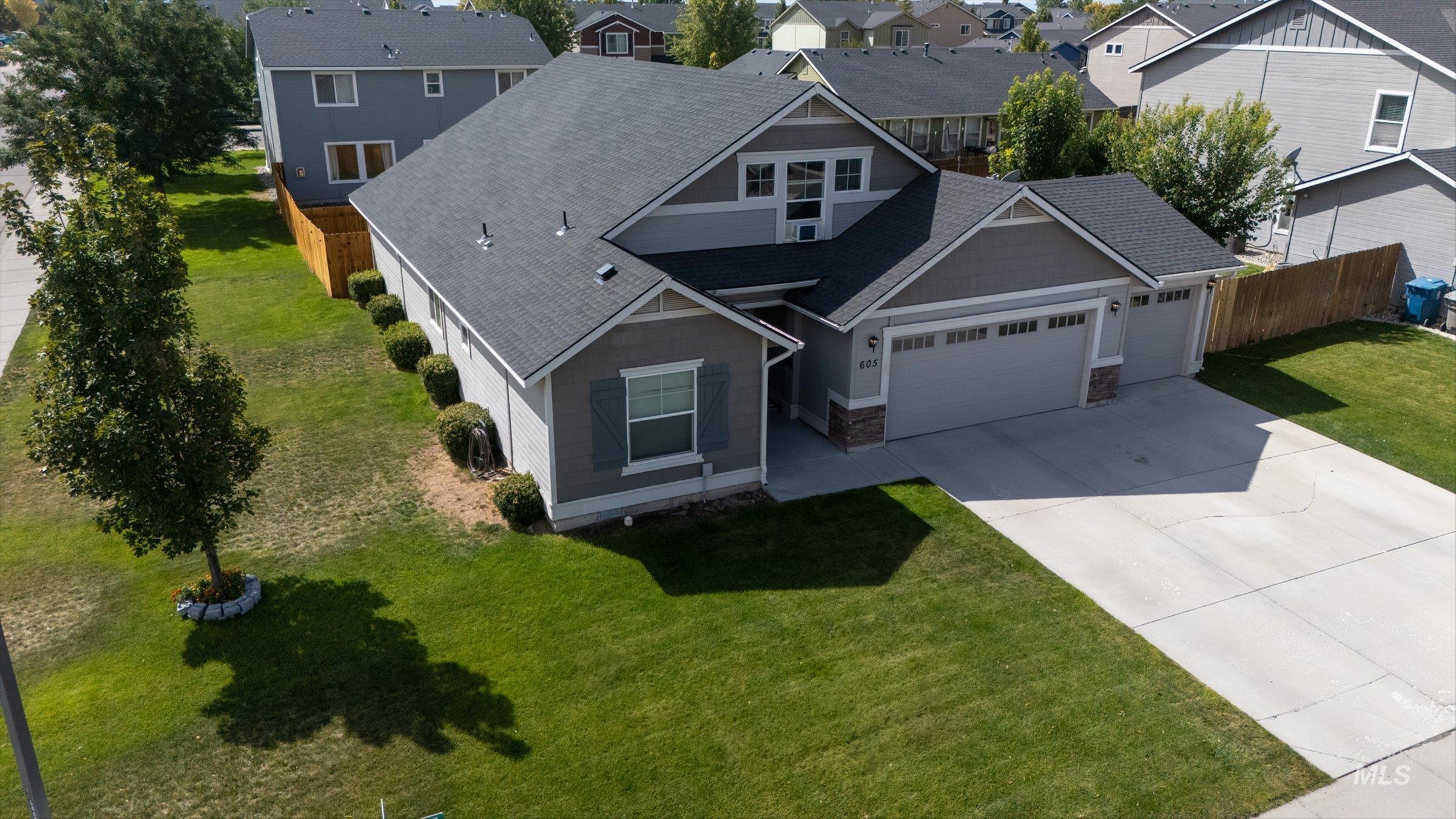 605 SW Panner, Mountain Home, Idaho 83647, 3 Bedrooms, 2 Bathrooms, Residential For Sale, Price $398,000, 99000696