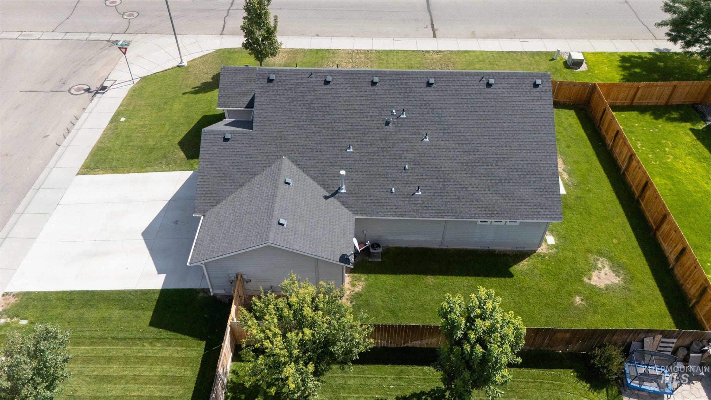605 SW Panner, Mountain Home, Idaho 83647, 3 Bedrooms, 2 Bathrooms, Residential For Sale, Price $398,000, 99000696