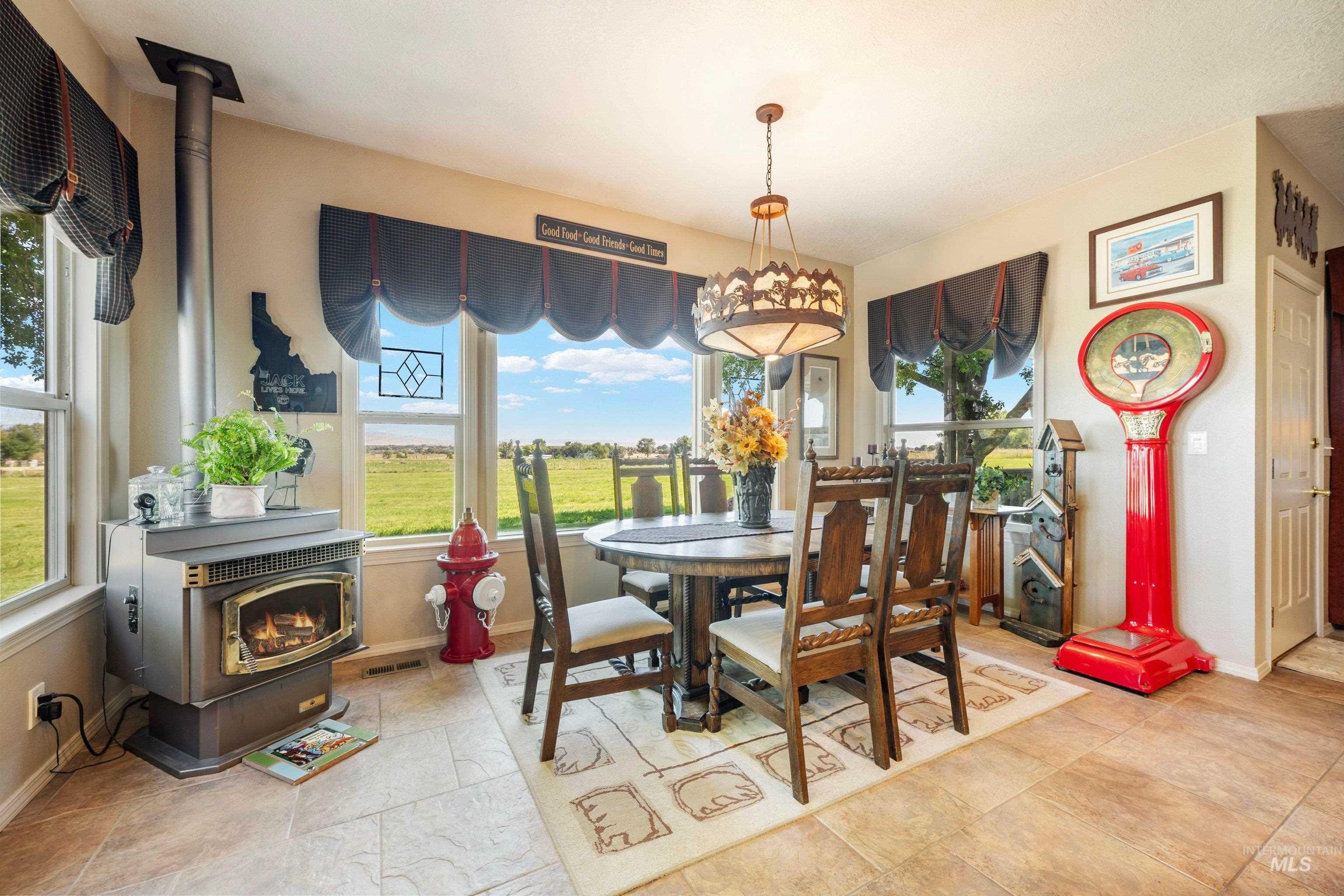 479 E King Rd, Kuna, Idaho 83634, 3 Bedrooms, 2 Bathrooms, Residential For Sale, Price $1,500,000,MLS 99000697