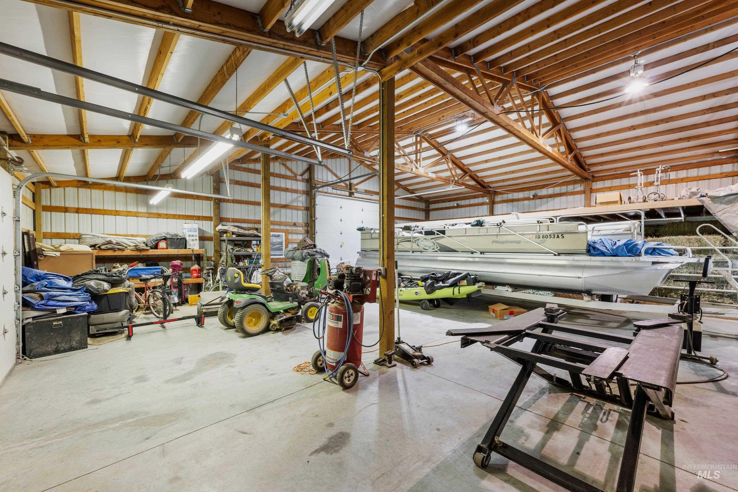 479 E King Rd, Kuna, Idaho 83634, 3 Bedrooms, 2 Bathrooms, Residential For Sale, Price $1,500,000,MLS 99000697