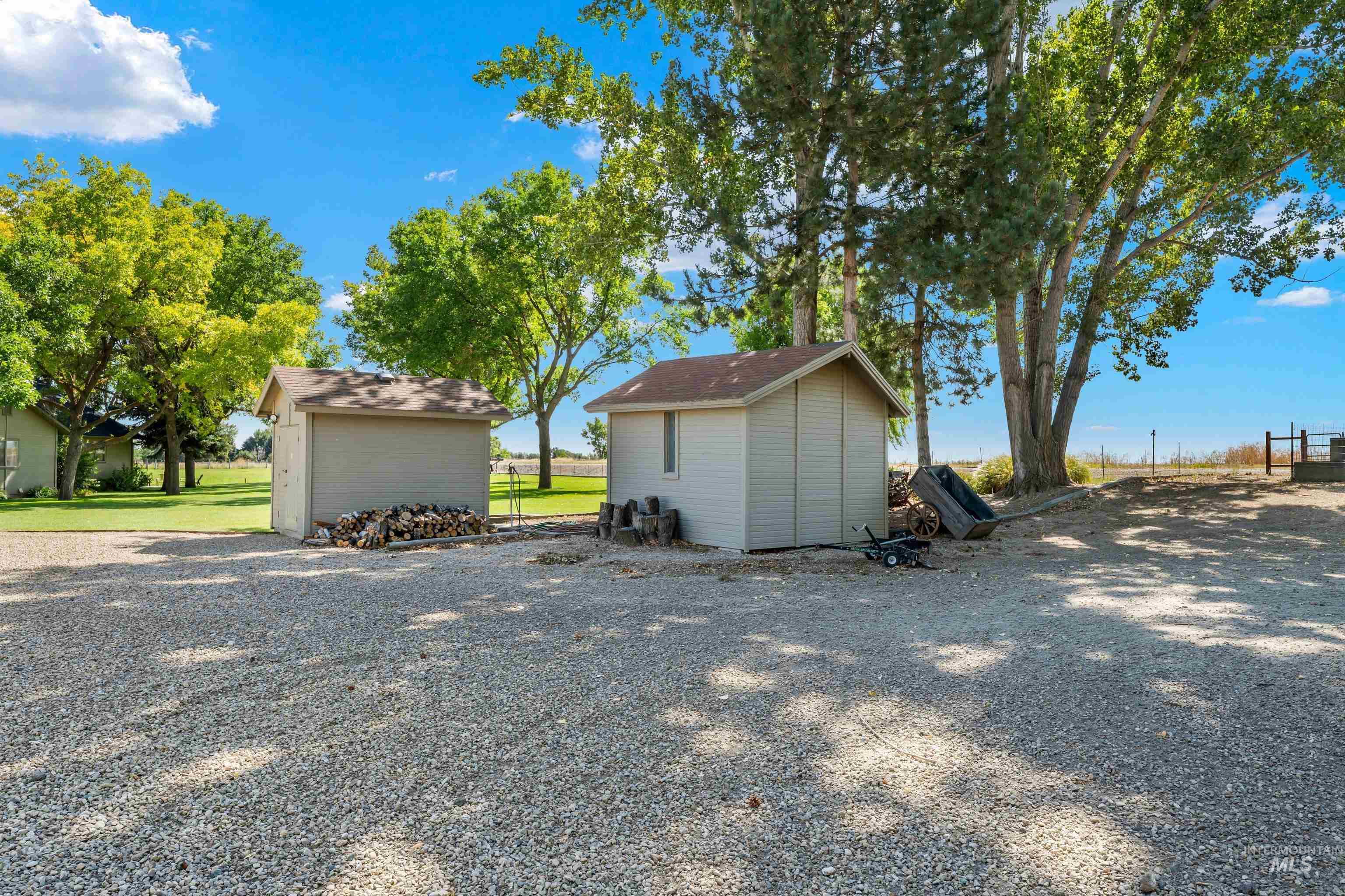 479 E King Rd, Kuna, Idaho 83634, 3 Bedrooms, 2 Bathrooms, Residential For Sale, Price $1,500,000,MLS 99000697