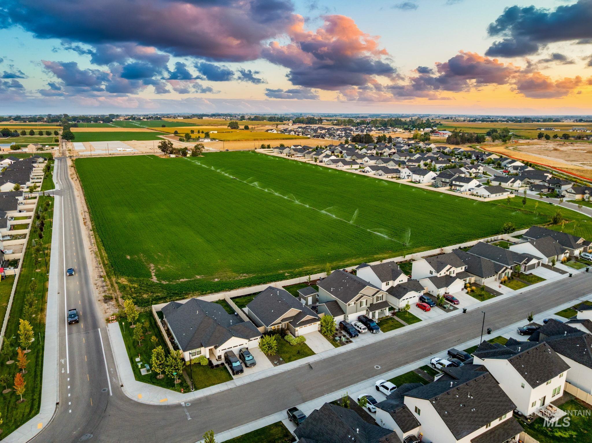5634 S Memory Ave, Meridian, Idaho 83642, 3 Bedrooms, 2 Bathrooms, Residential For Sale, Price $415,000, 99000698