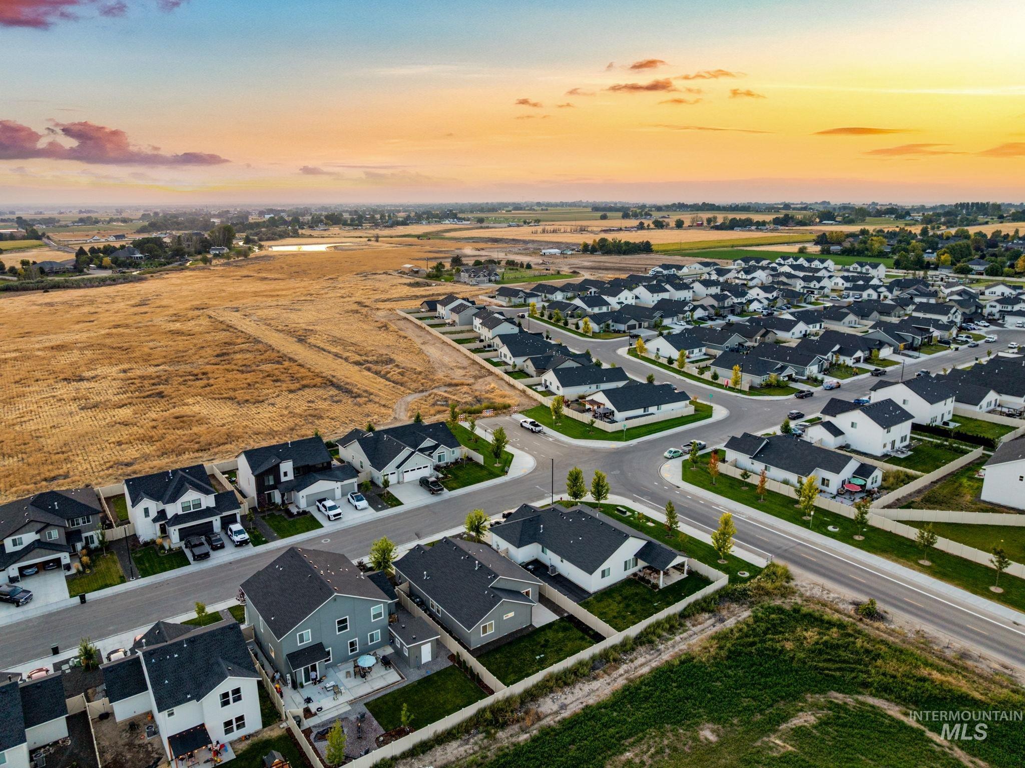 5634 S Memory Ave, Meridian, Idaho 83642, 3 Bedrooms, 2 Bathrooms, Residential For Sale, Price $415,000, 99000698