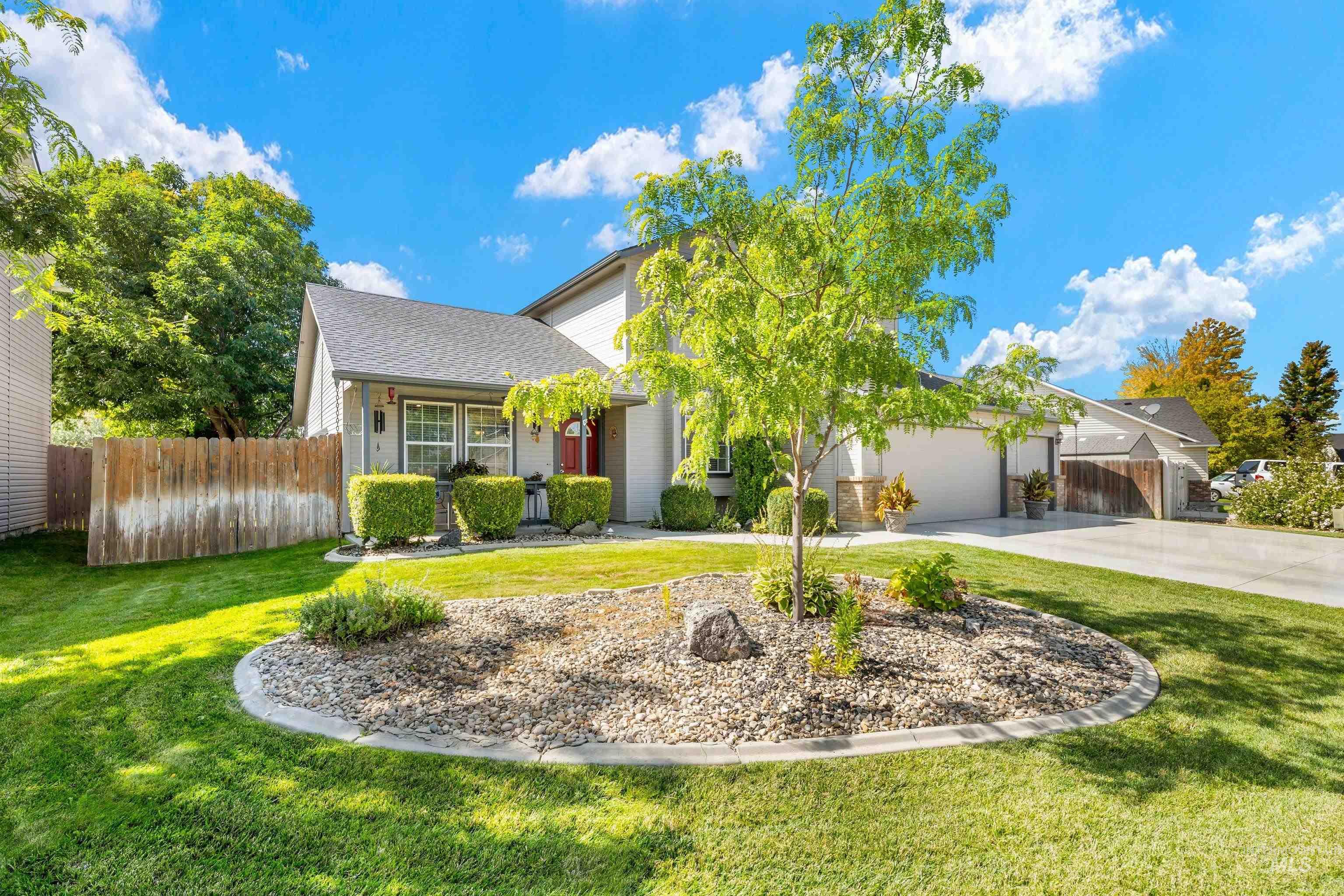 301 N Summerwind Dr, Nampa, Idaho 83651, 4 Bedrooms, 3 Bathrooms, Residential For Sale, Price $429,000, 99000699