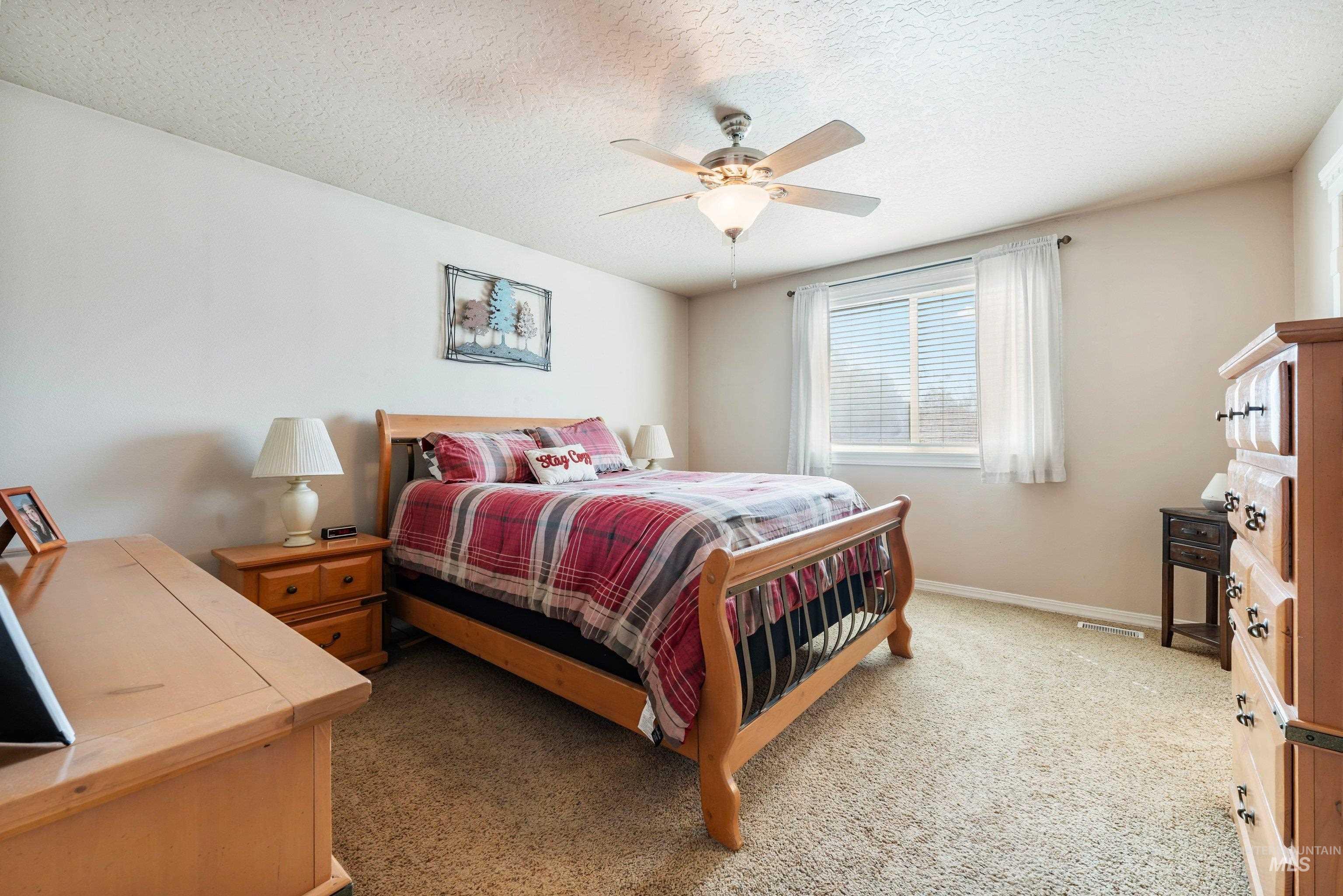 301 N Summerwind Dr, Nampa, Idaho 83651, 4 Bedrooms, 3 Bathrooms, Residential For Sale, Price $429,000, 99000699