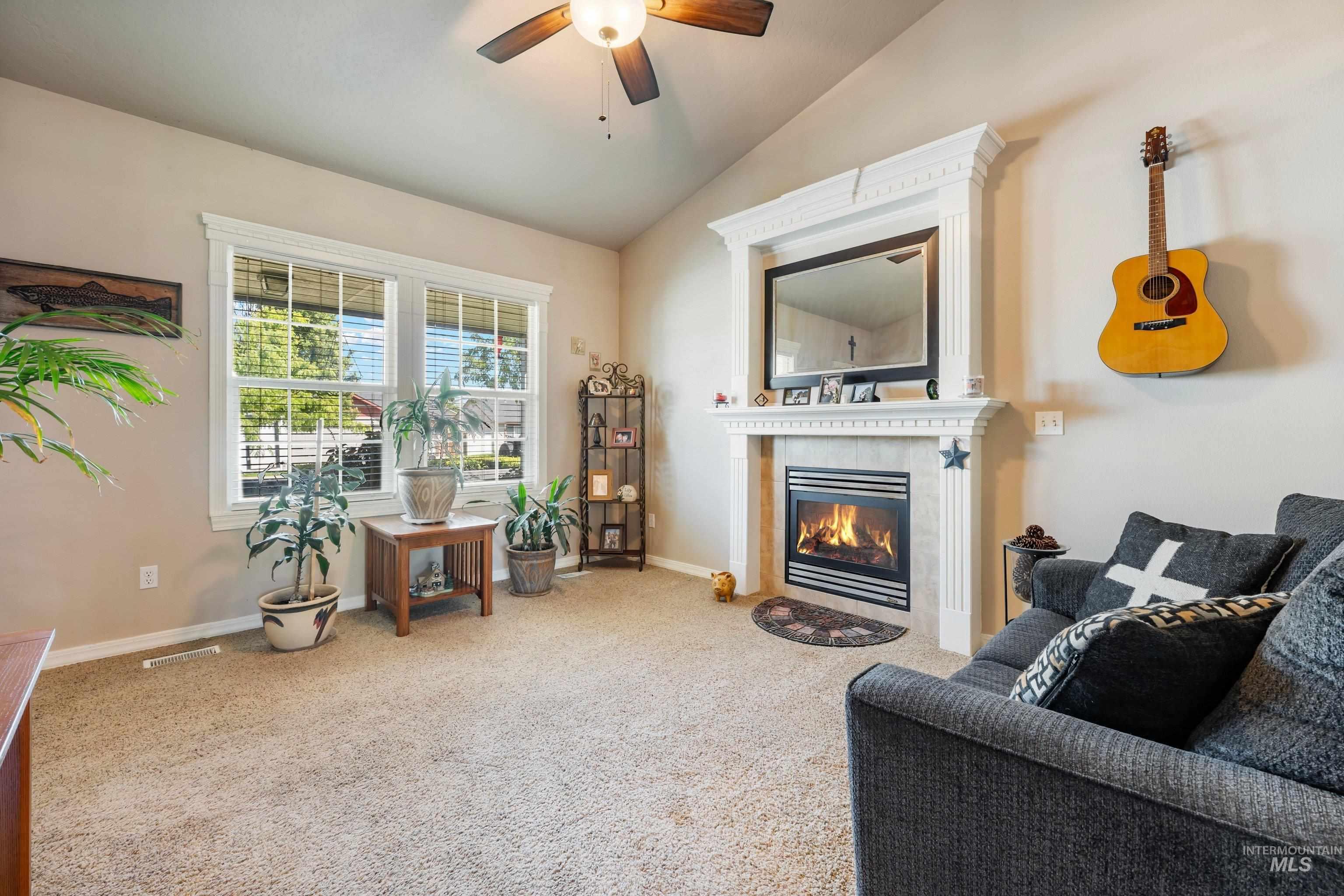 301 N Summerwind Dr, Nampa, Idaho 83651, 4 Bedrooms, 3 Bathrooms, Residential For Sale, Price $429,000, 99000699