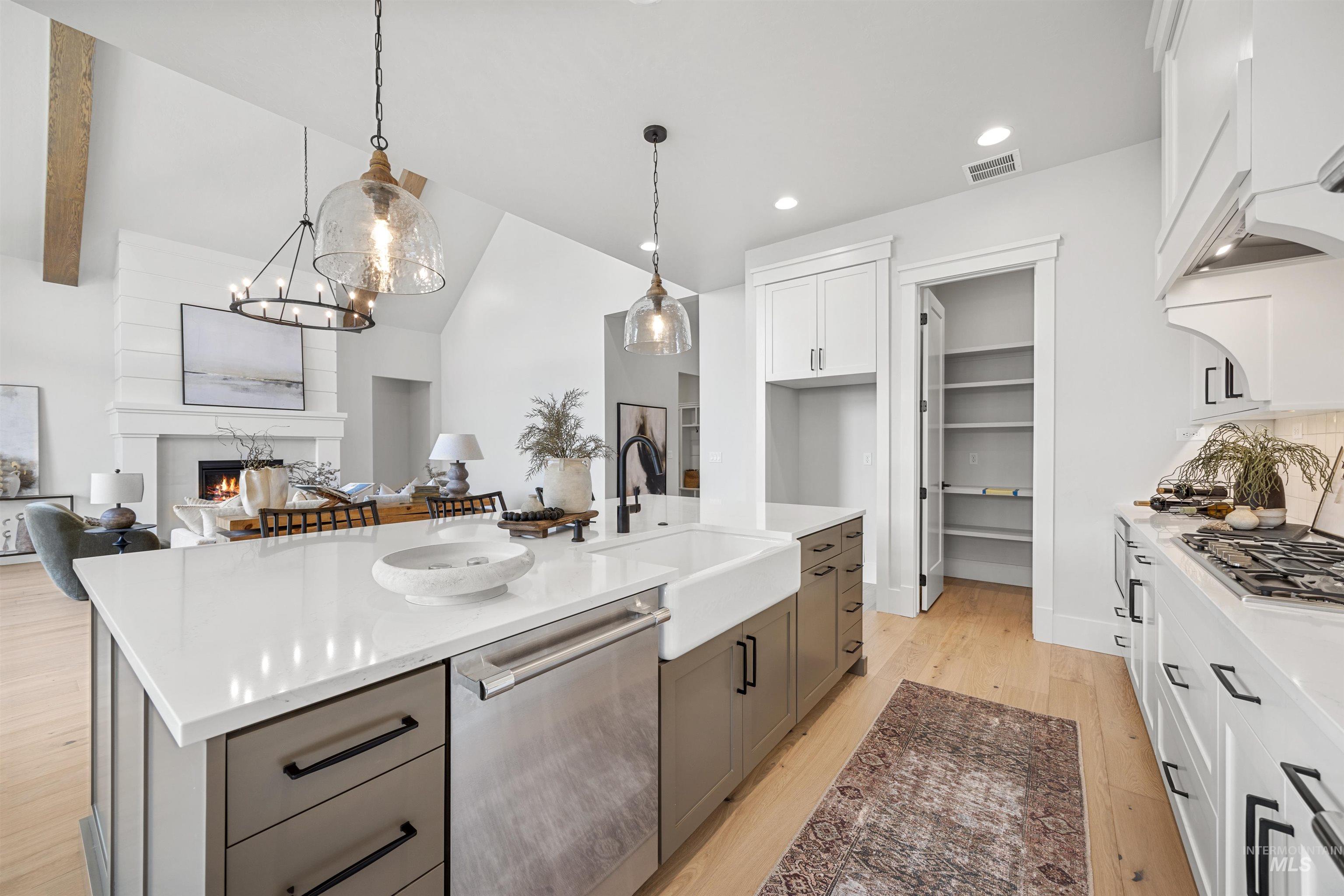 5940 S Pinpoint Way, Meridian, Idaho 83642, 3 Bedrooms, 2.5 Bathrooms, Residential For Sale, Price $849,777, 99000700