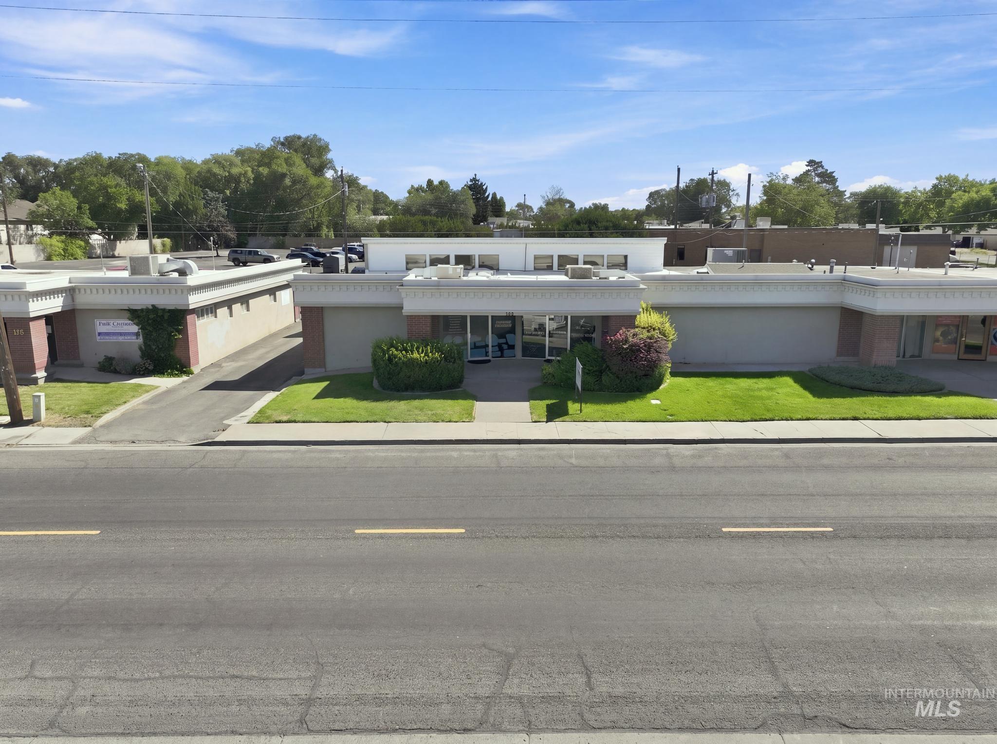 224/226 MARTIN STREET, Twin Falls, Idaho 83301, 14 Rooms, Business/Commercial For Sale, Price $679,900, 99000705