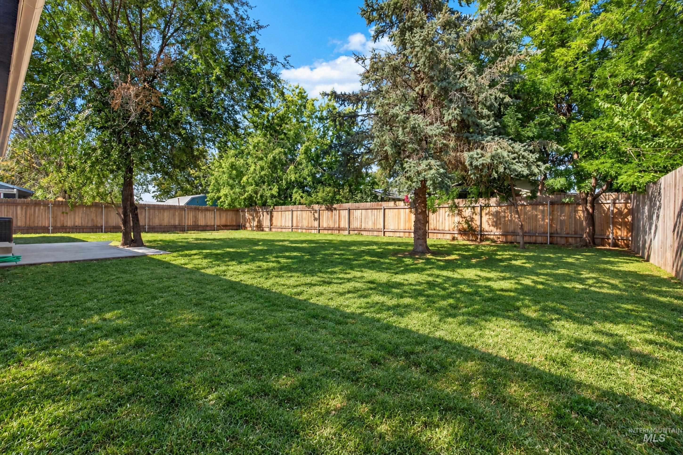 11856 W Race St, Boise, Idaho 83713, 3 Bedrooms, 2 Bathrooms, Residential For Sale, Price $429,900, 99000709