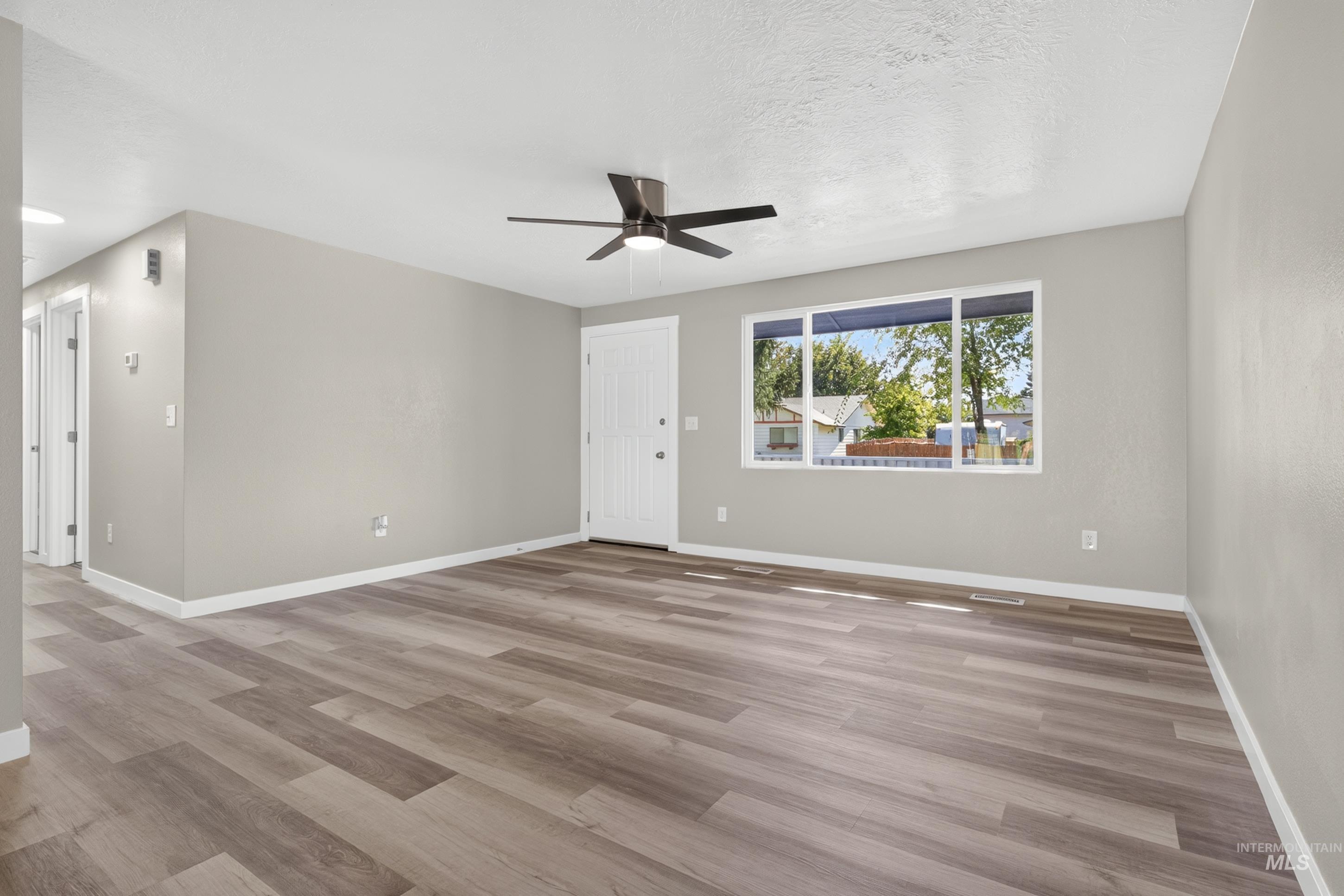 11856 W Race St, Boise, Idaho 83713, 3 Bedrooms, 2 Bathrooms, Residential For Sale, Price $429,900, 99000709