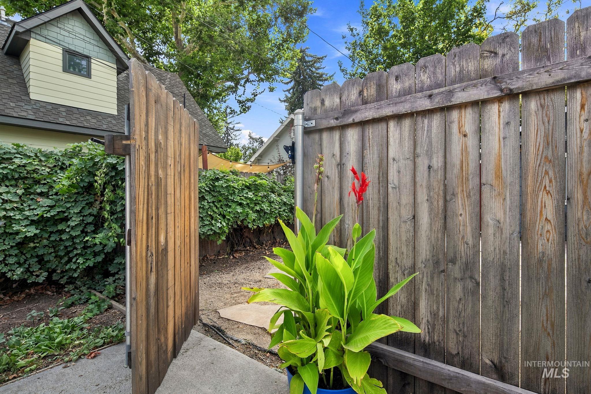 1606 N 26th, Boise, Idaho 83702, 3 Bedrooms, 1.5 Bathrooms, Residential Income For Sale, Price $899,000, 99000710