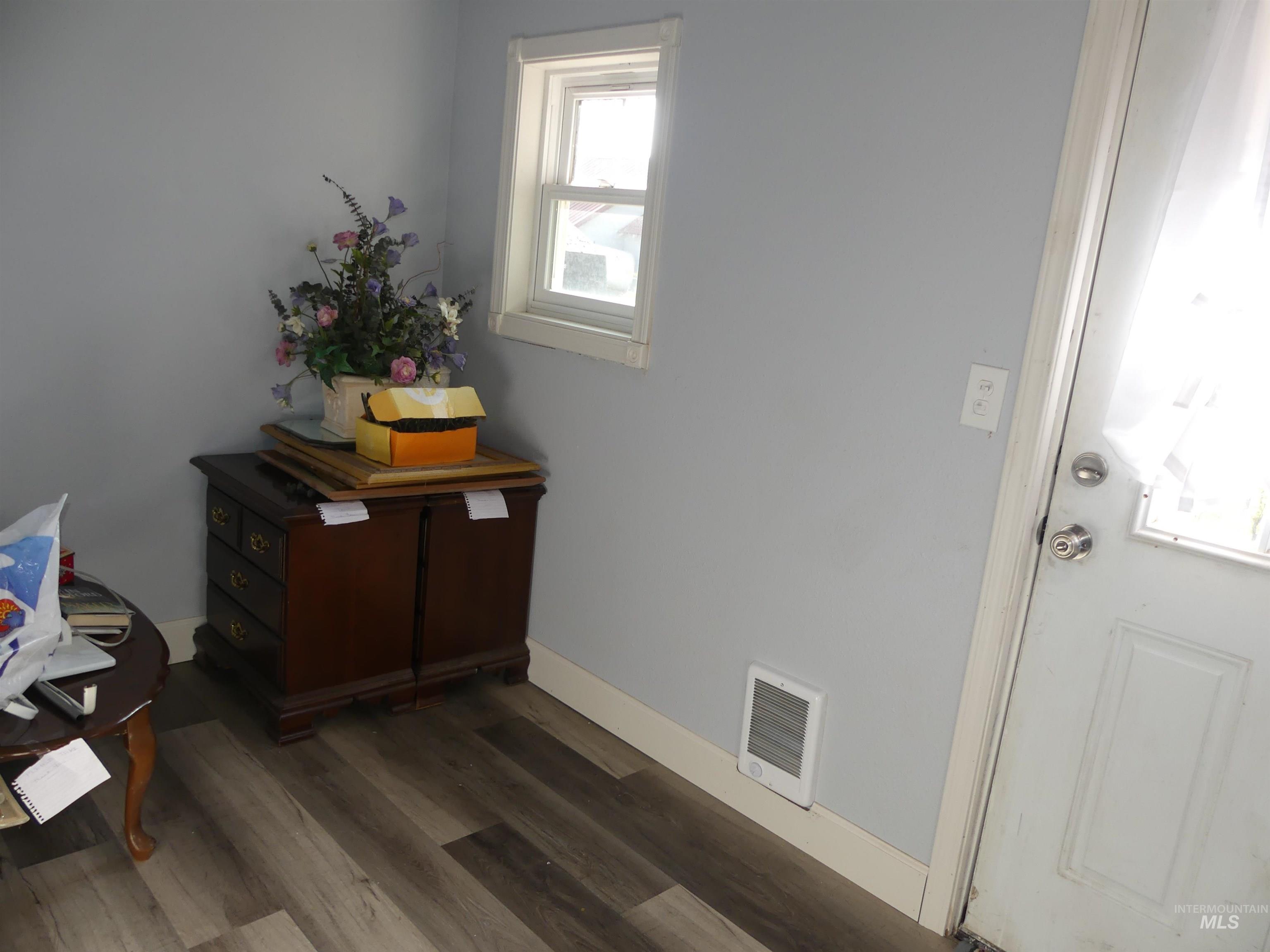 321 Spaulding Ave, Winchester, Idaho 83555, 2 Bedrooms, 1 Bathroom, Residential For Sale, Price $235,000, 99000717