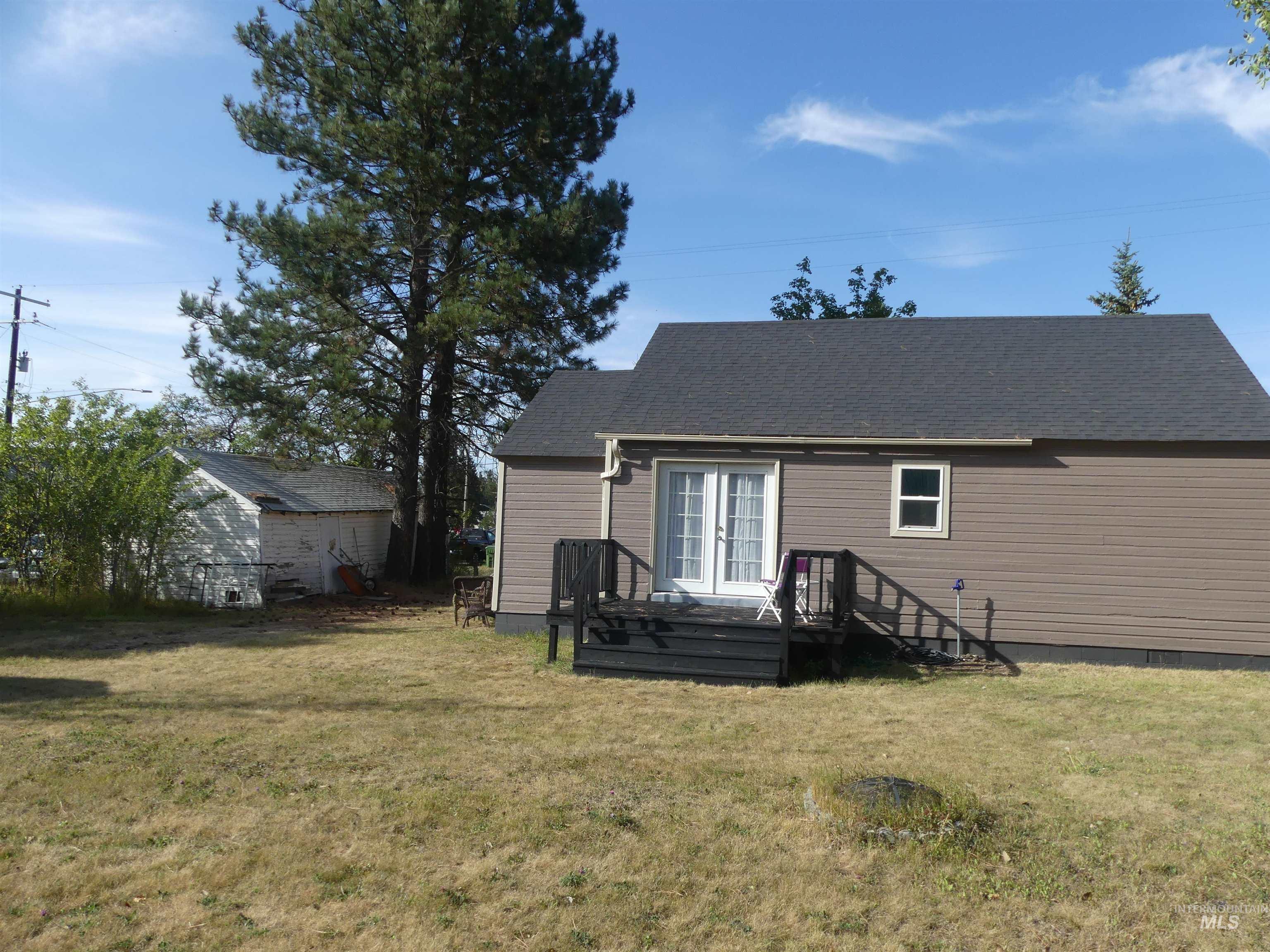 321 Spaulding Ave, Winchester, Idaho 83555, 2 Bedrooms, 1 Bathroom, Residential For Sale, Price $235,000, 99000717