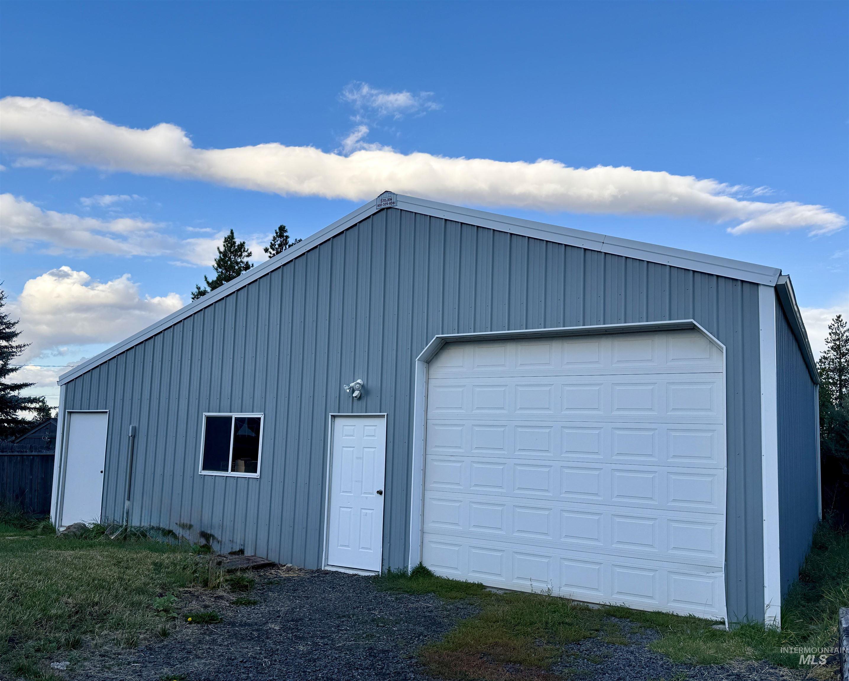 418 Mason Ave, Winchester, Idaho 83555, 3 Bedrooms, 1 Bathroom, Residential For Sale, Price $299,000, 99000723