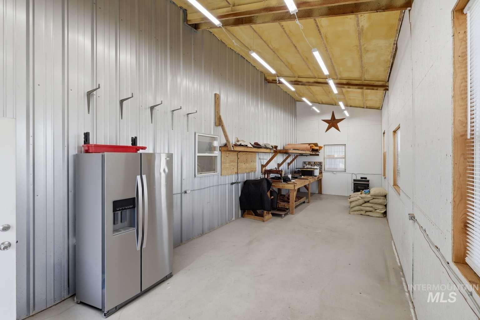 5097 SE 1 1/2 Ave, New Plymouth, Idaho 83655, 3 Bedrooms, 2 Bathrooms, Residential For Sale, Price $725,000,MLS 99000729