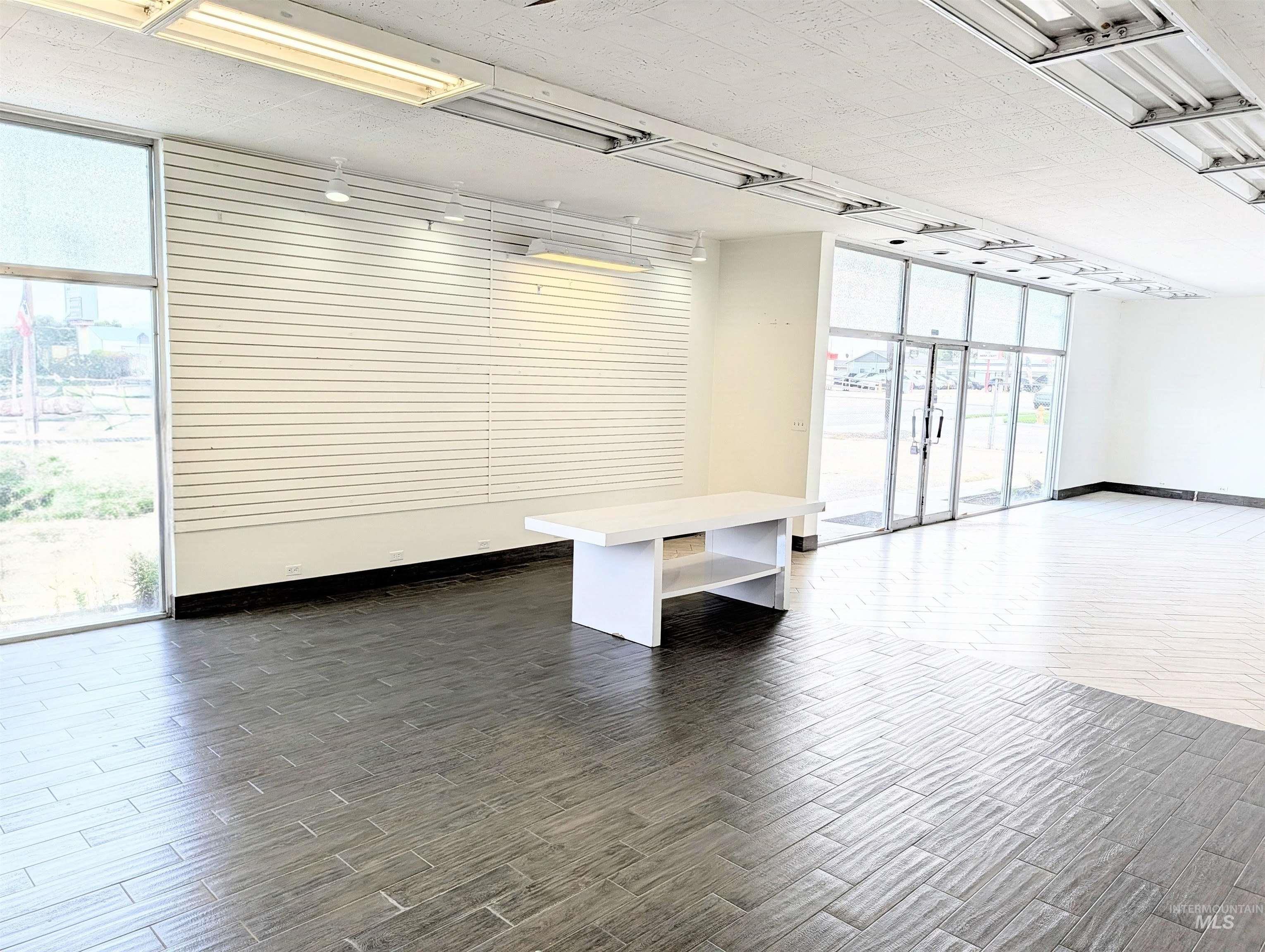 411 Caldwell Blvd, Nampa, Idaho 83651, Business/Commercial For Sale, Price $299,000, 99000735