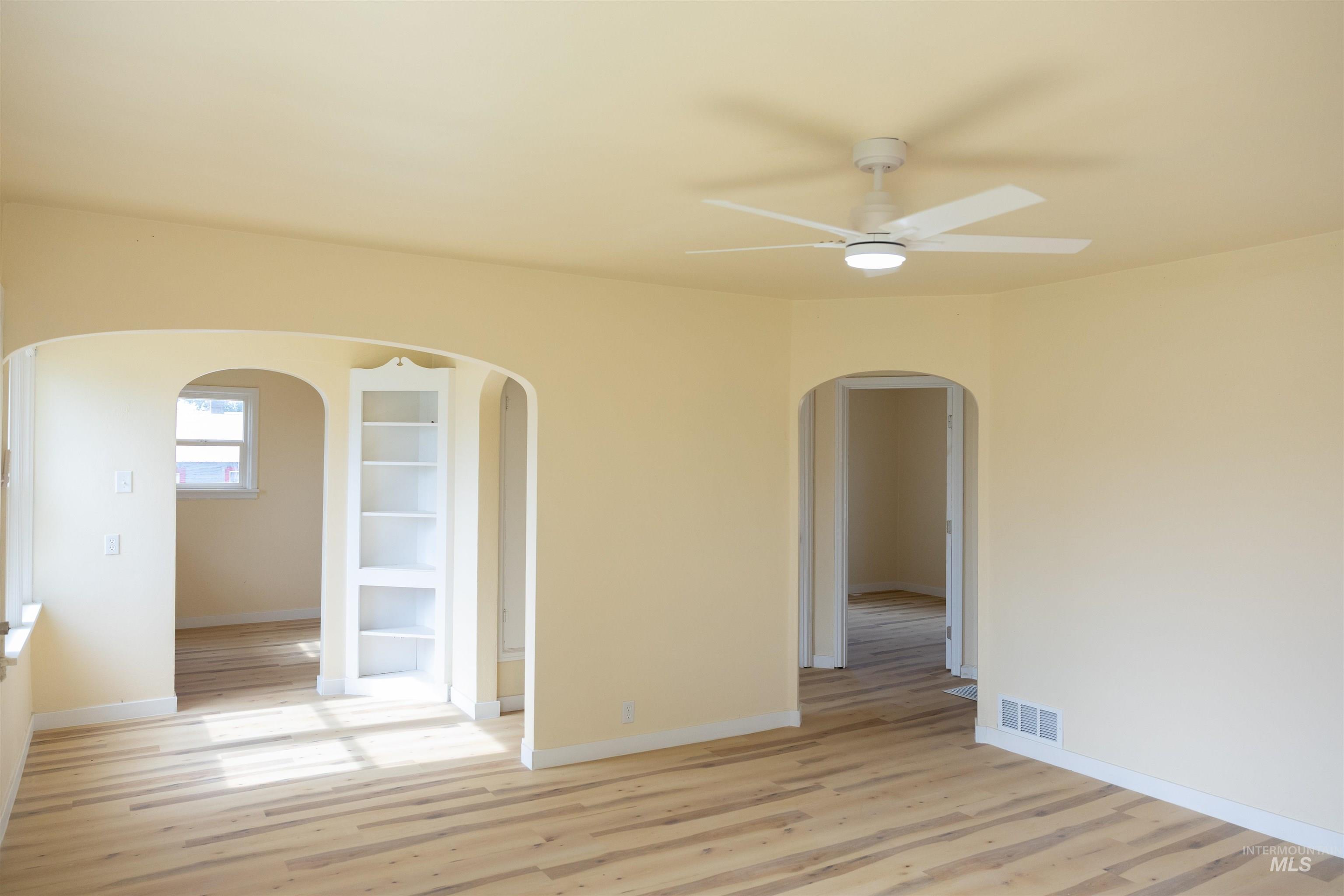 830 Broadway Ave N, Buhl, Idaho 83316, 3 Bedrooms, 1 Bathroom, Residential For Sale, Price $260,000, 99000736