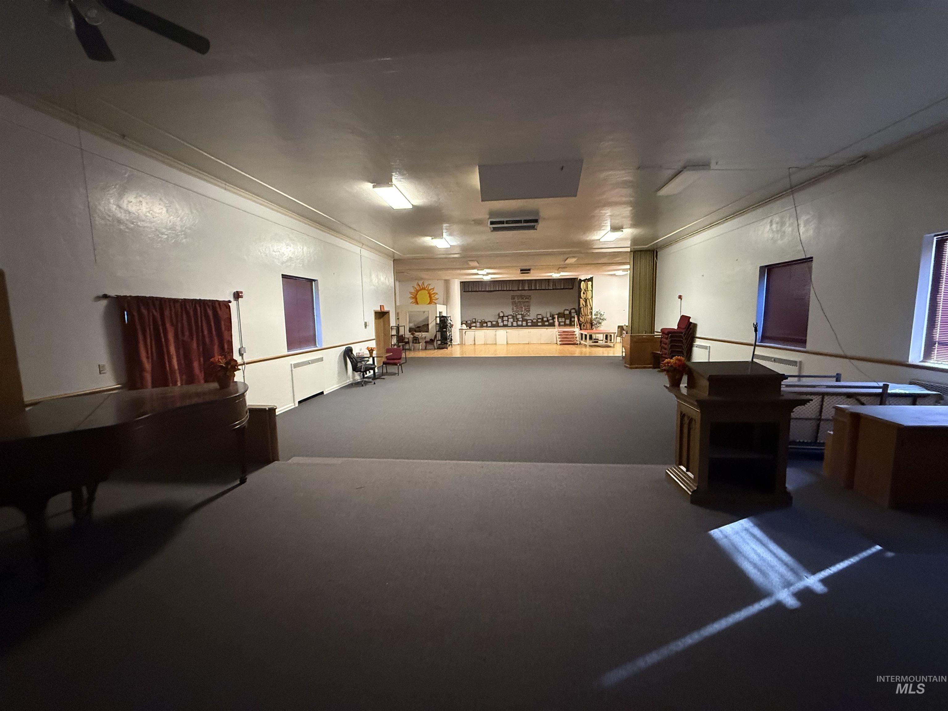 348 4Th Ave N, Twin Falls, Idaho 83301, 21 Rooms, Business/Commercial For Sale, Price $450,000,MLS 99000741